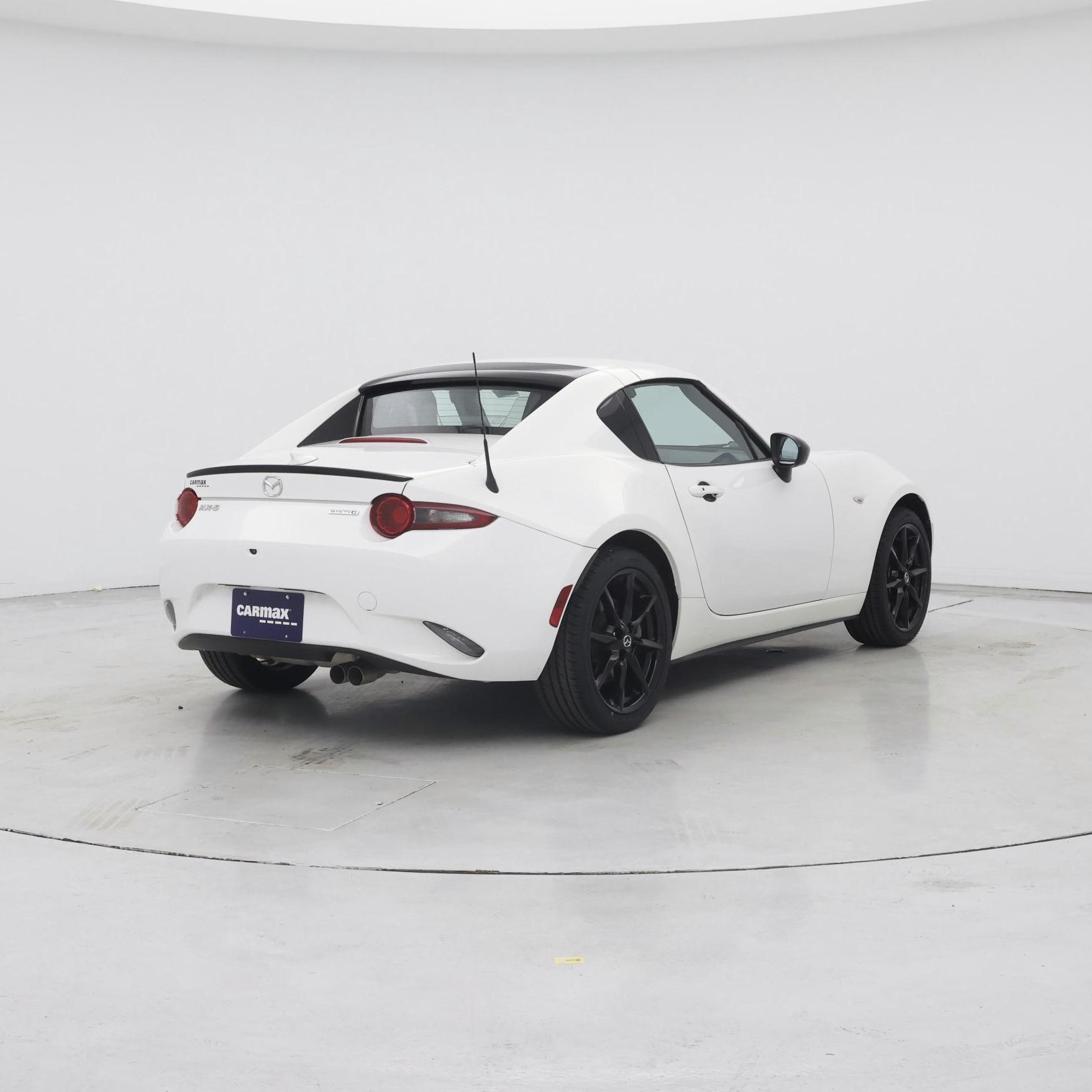 Thumbnail: 2021 Mazda MX-5 Miata - 8