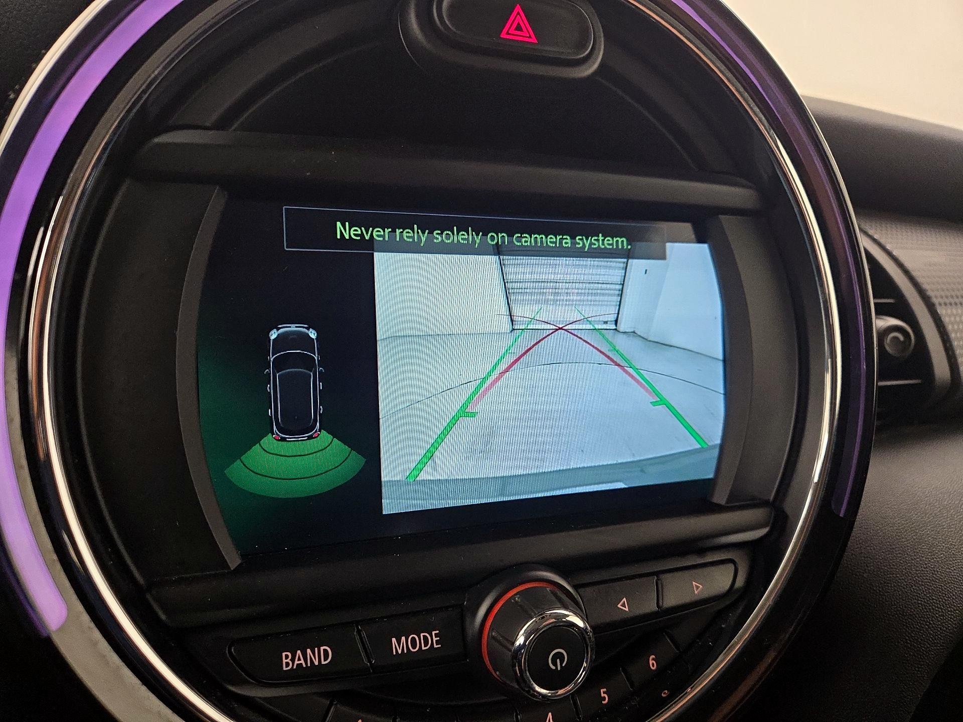 Thumbnail: 2019 MINI Cooper Hardtop - 14