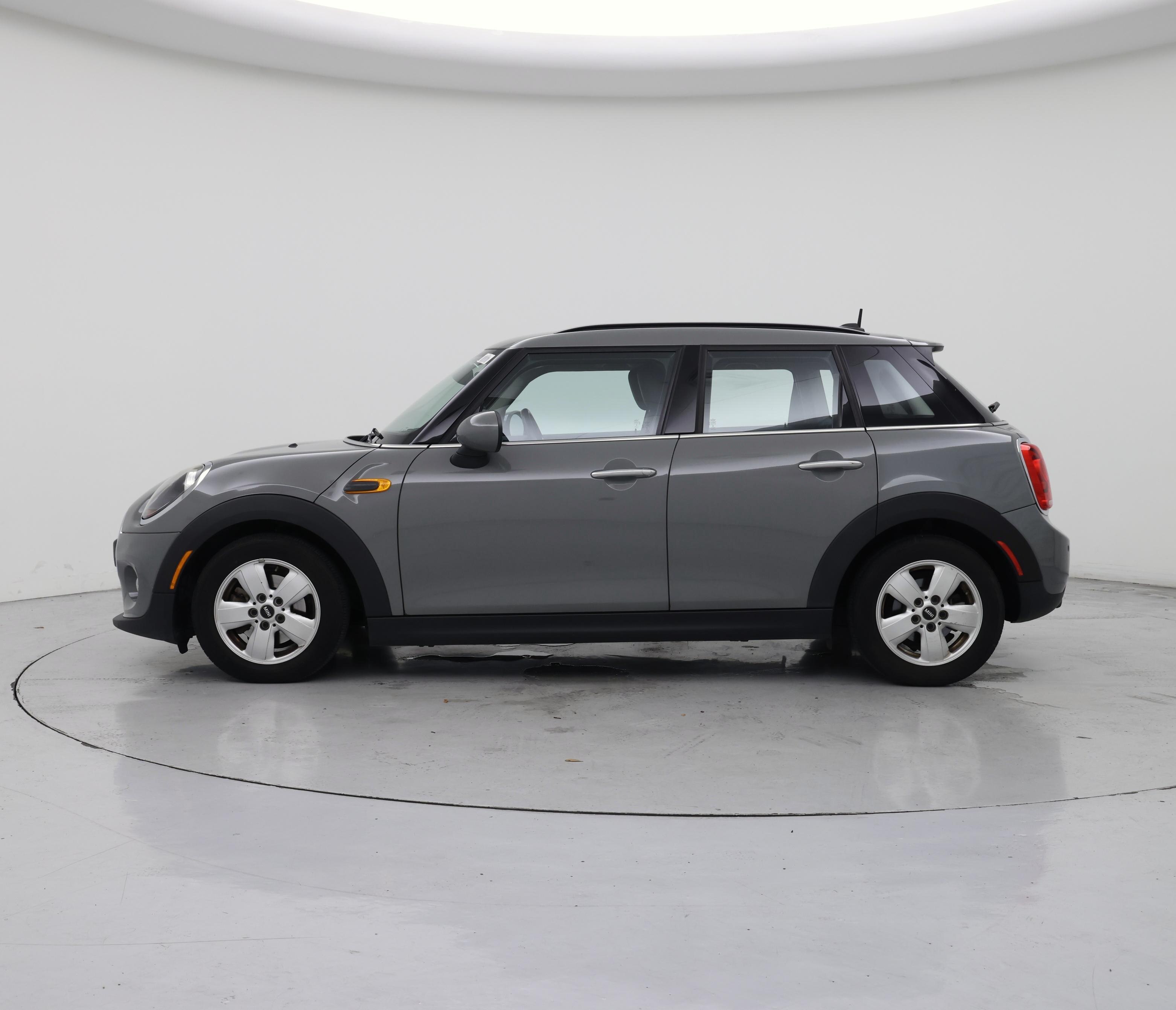 Thumbnail: 2019 MINI Cooper Hardtop - 3