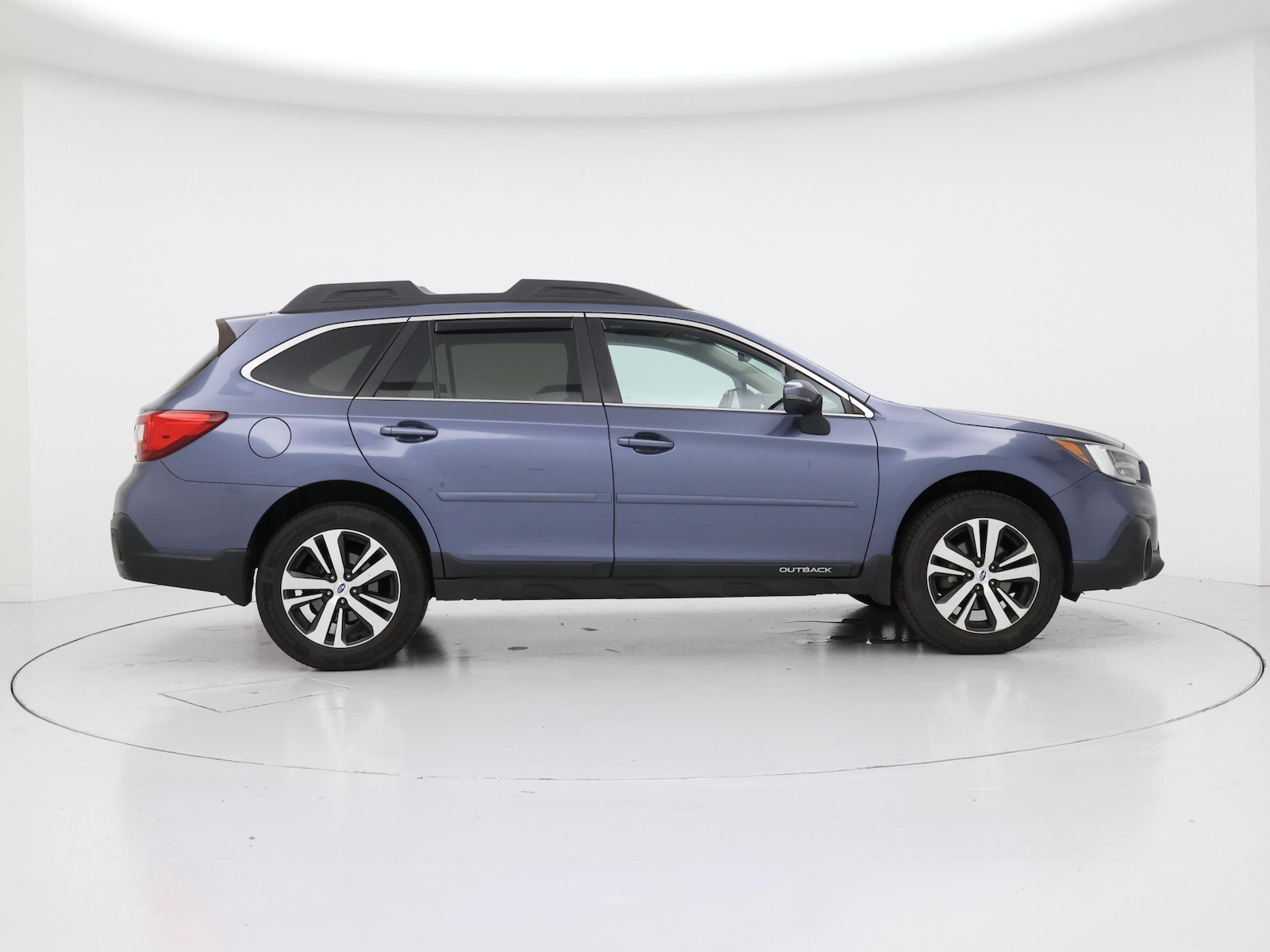 2018 Subaru Outback Limited - Photo 8