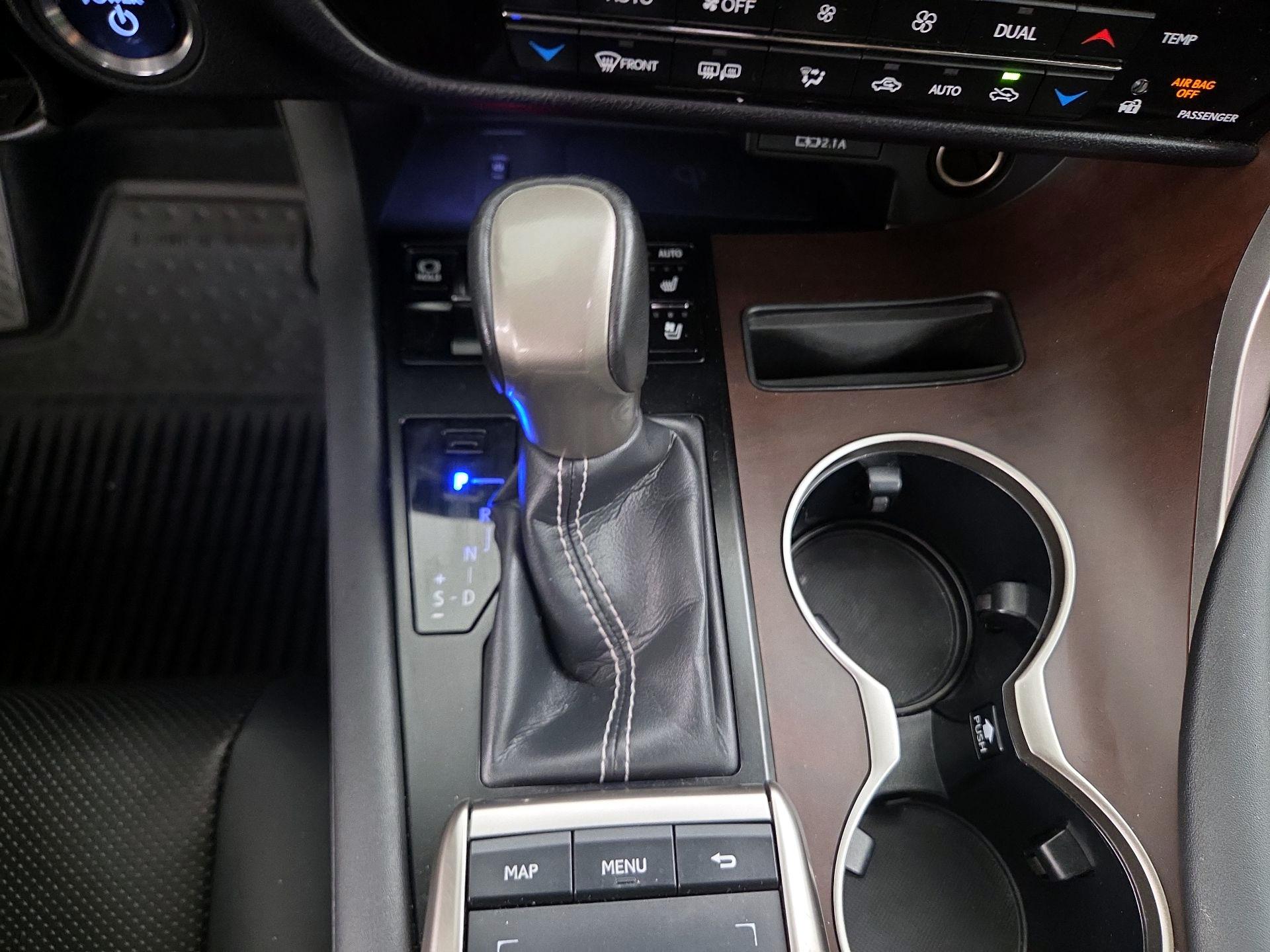 Thumbnail: 2022 Lexus RX - 18