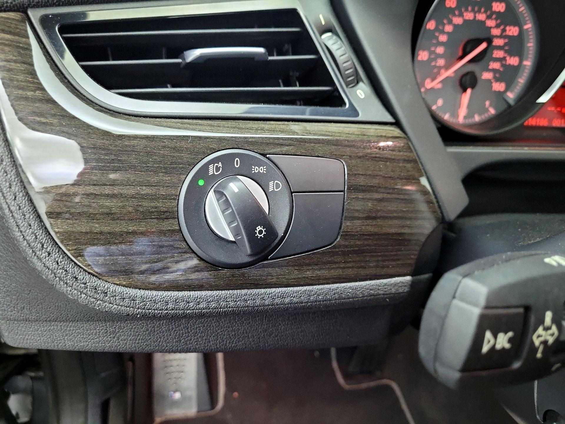 Thumbnail: 2014 BMW Z4 - 13