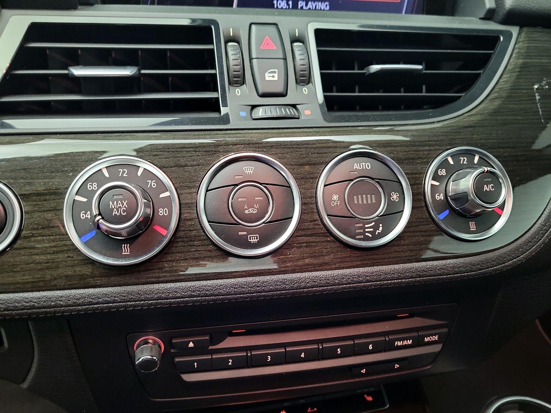 Thumbnail: 2014 BMW Z4 - 16