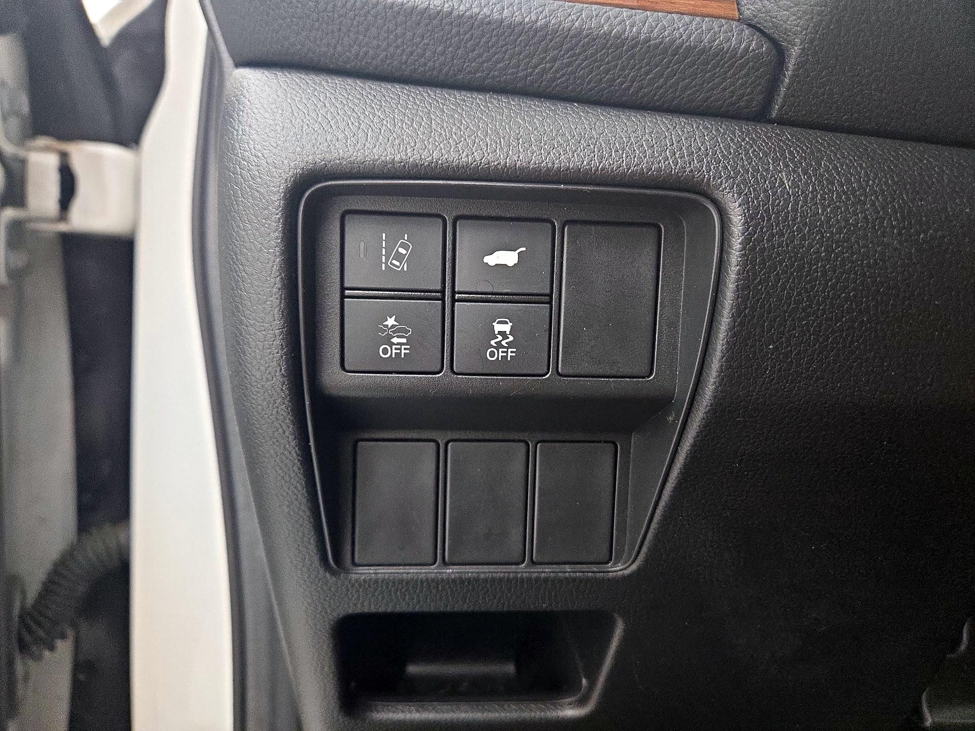 Thumbnail: 2017 Honda CR-V - 13