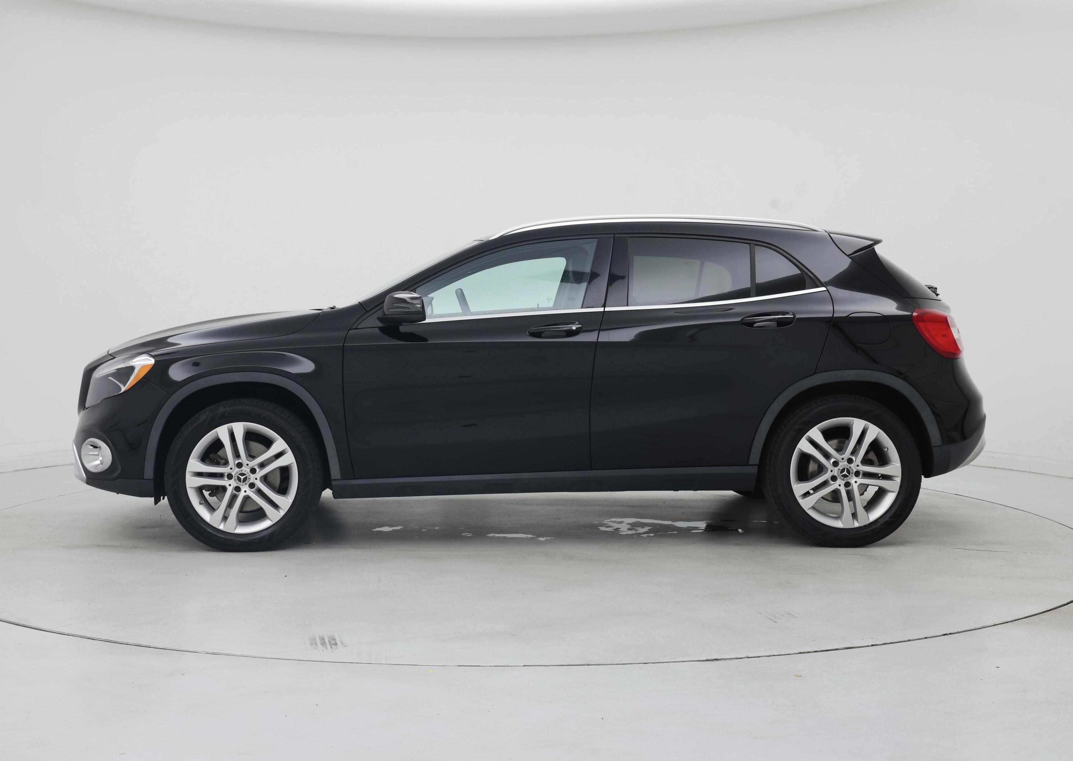 Thumbnail: 2018 Mercedes-Benz GLA - 3