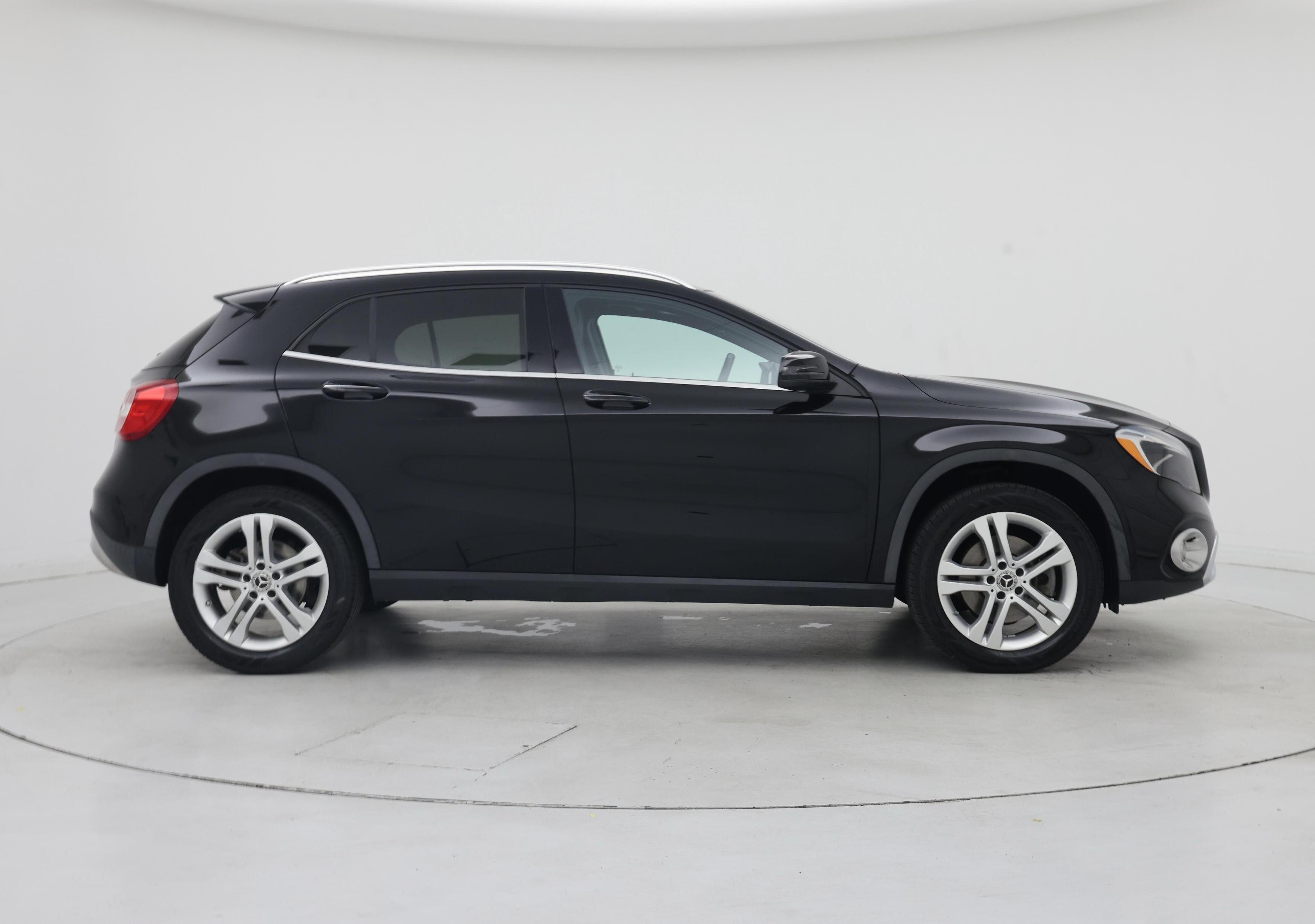 Thumbnail: 2018 Mercedes-Benz GLA - 7