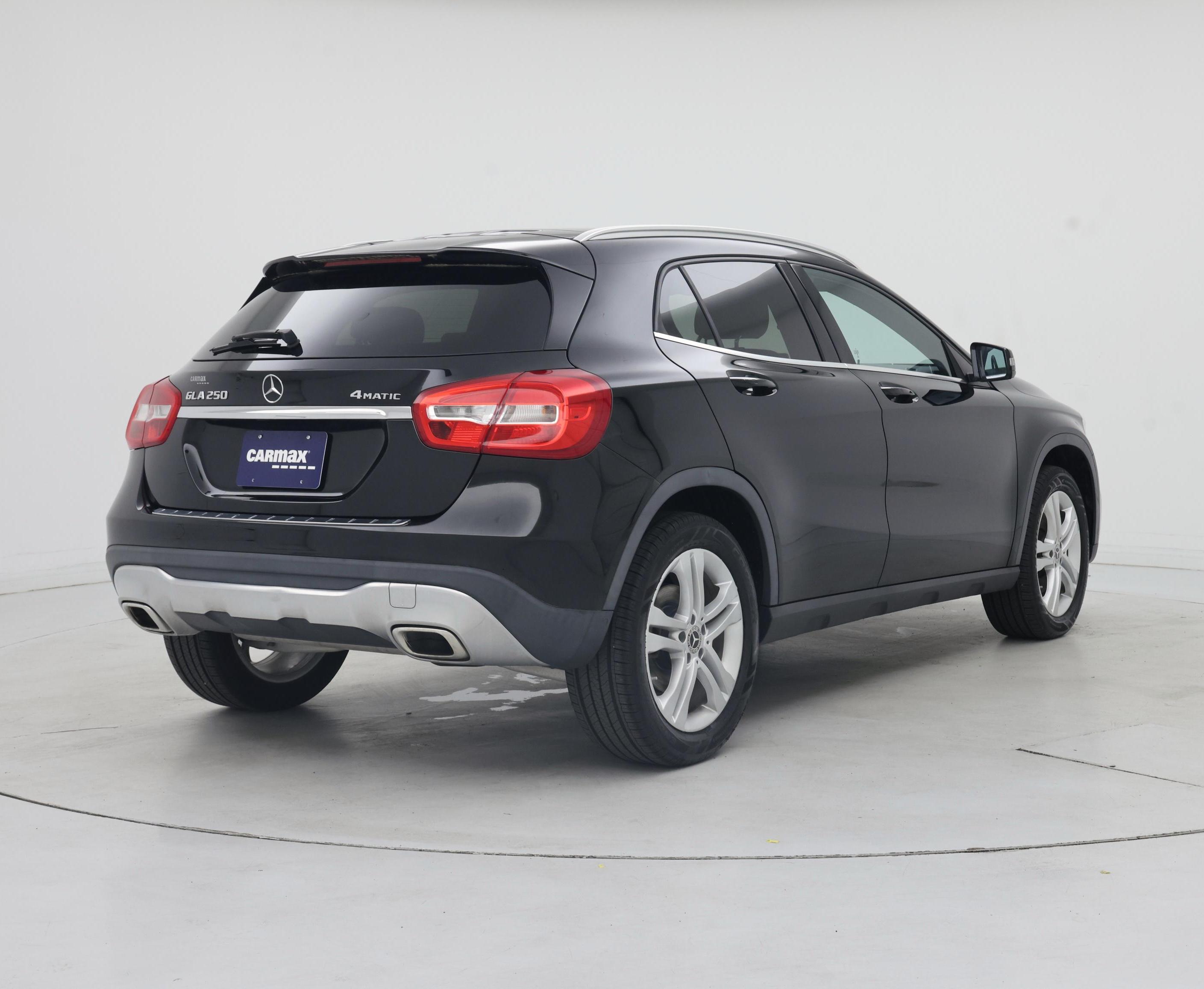Thumbnail: 2018 Mercedes-Benz GLA - 8