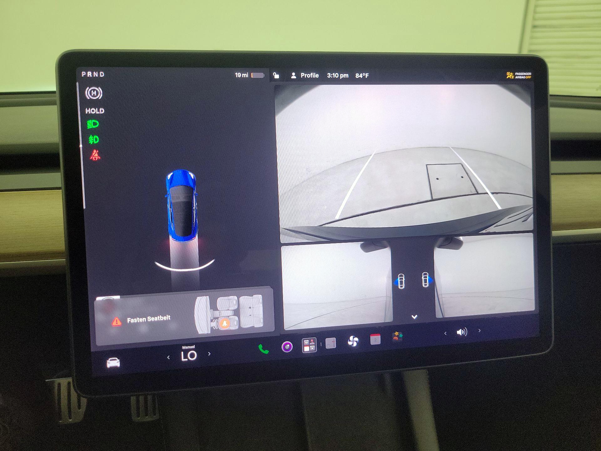 Thumbnail: 2022 Tesla Model 3 - 14