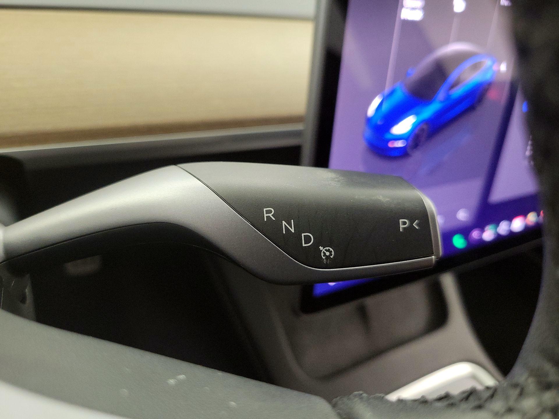 Thumbnail: 2022 Tesla Model 3 - 17