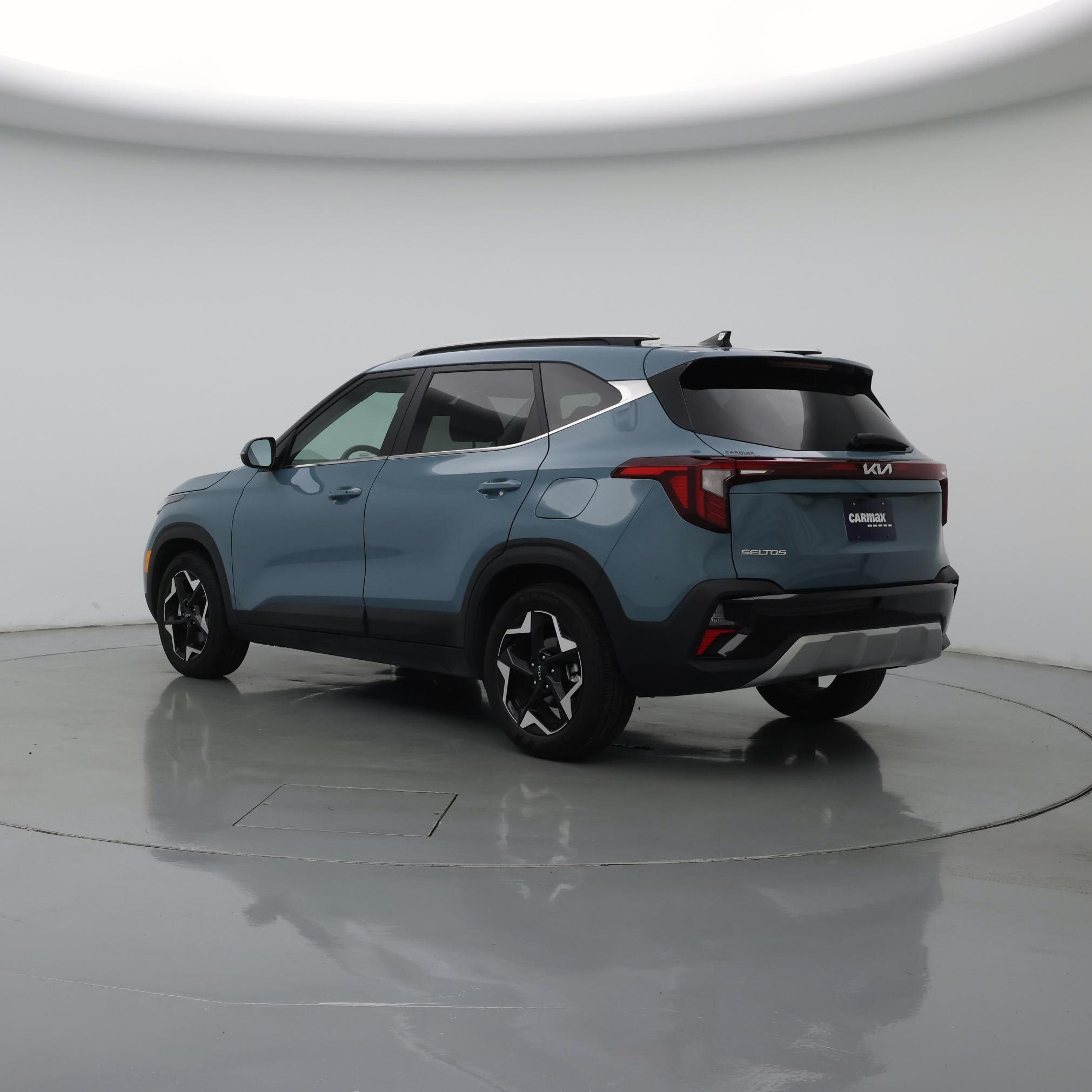 Thumbnail: 2024 Kia Seltos - 2