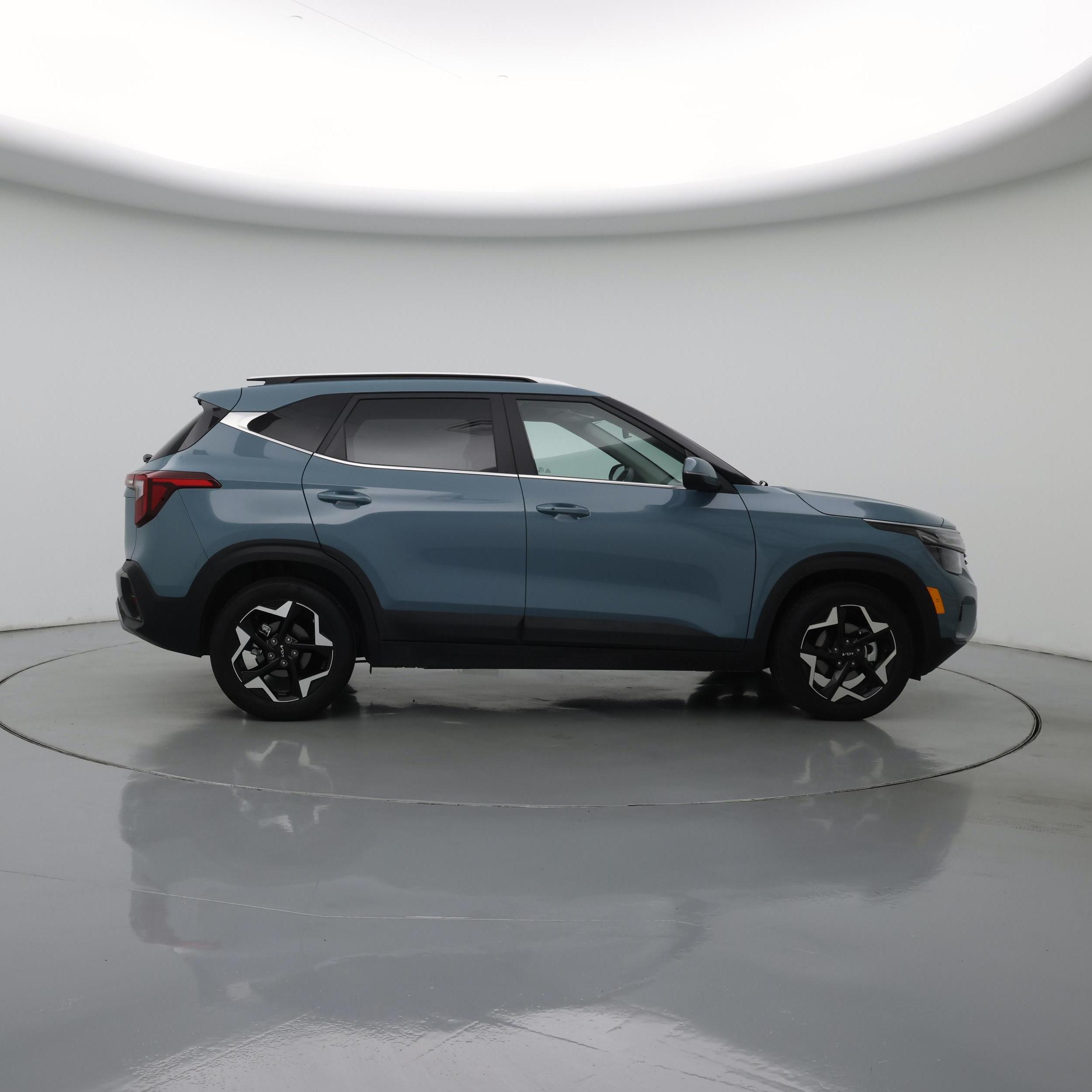 Thumbnail: 2024 Kia Seltos - 7