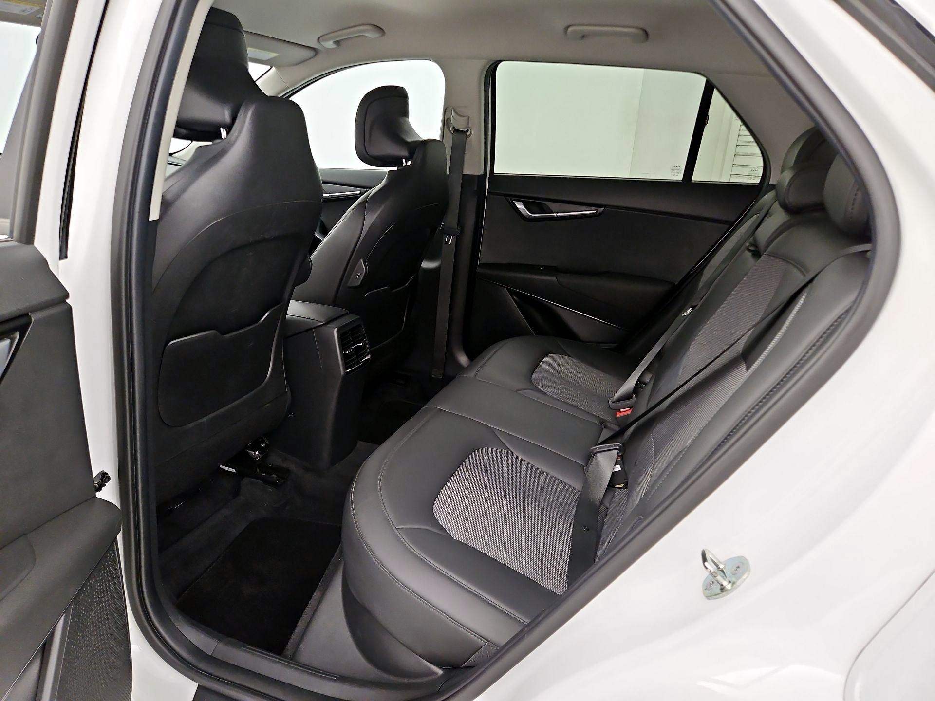 Thumbnail: 2023 Kia Niro - 20