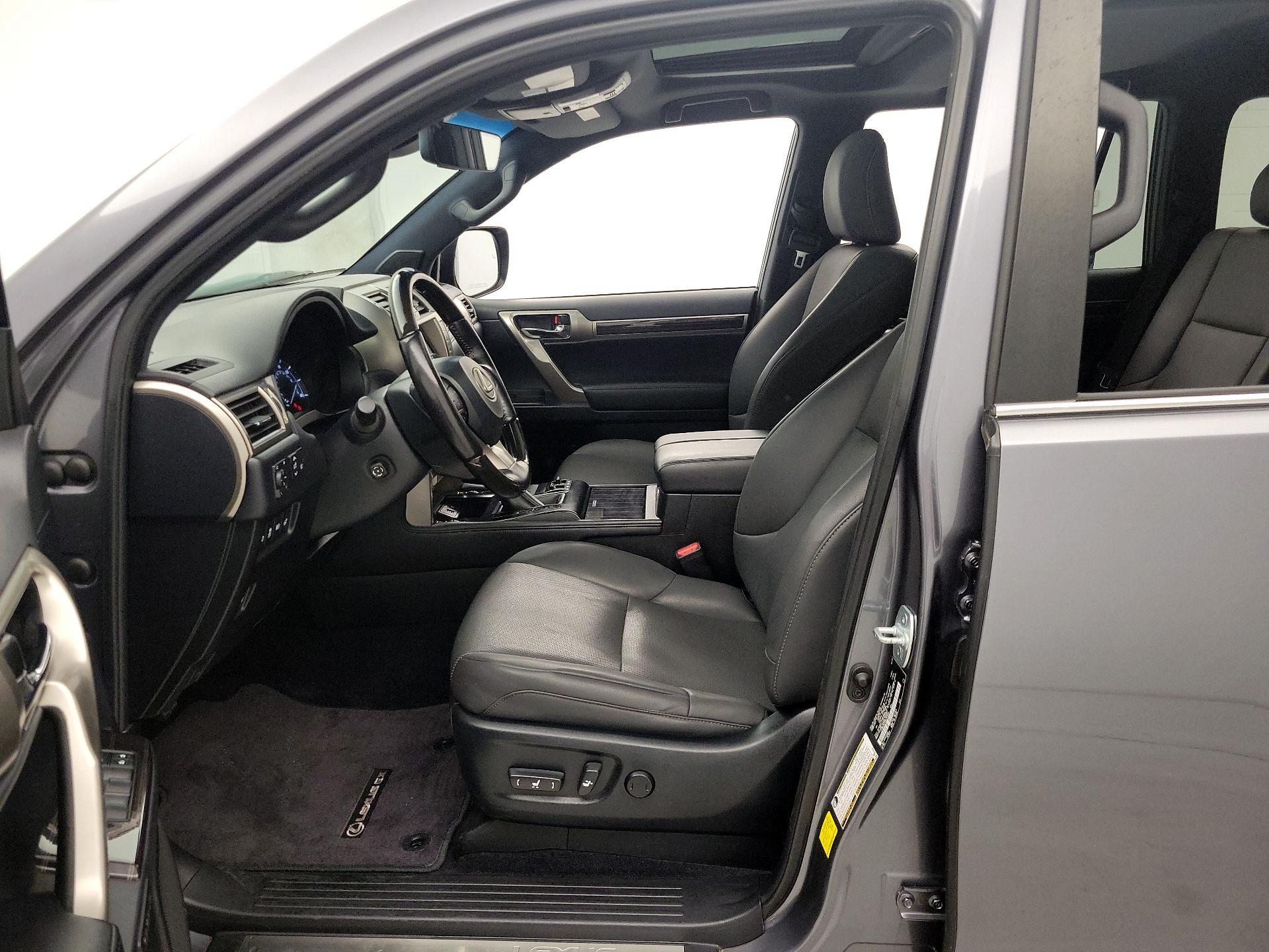 Thumbnail: 2021 Lexus GX - 11