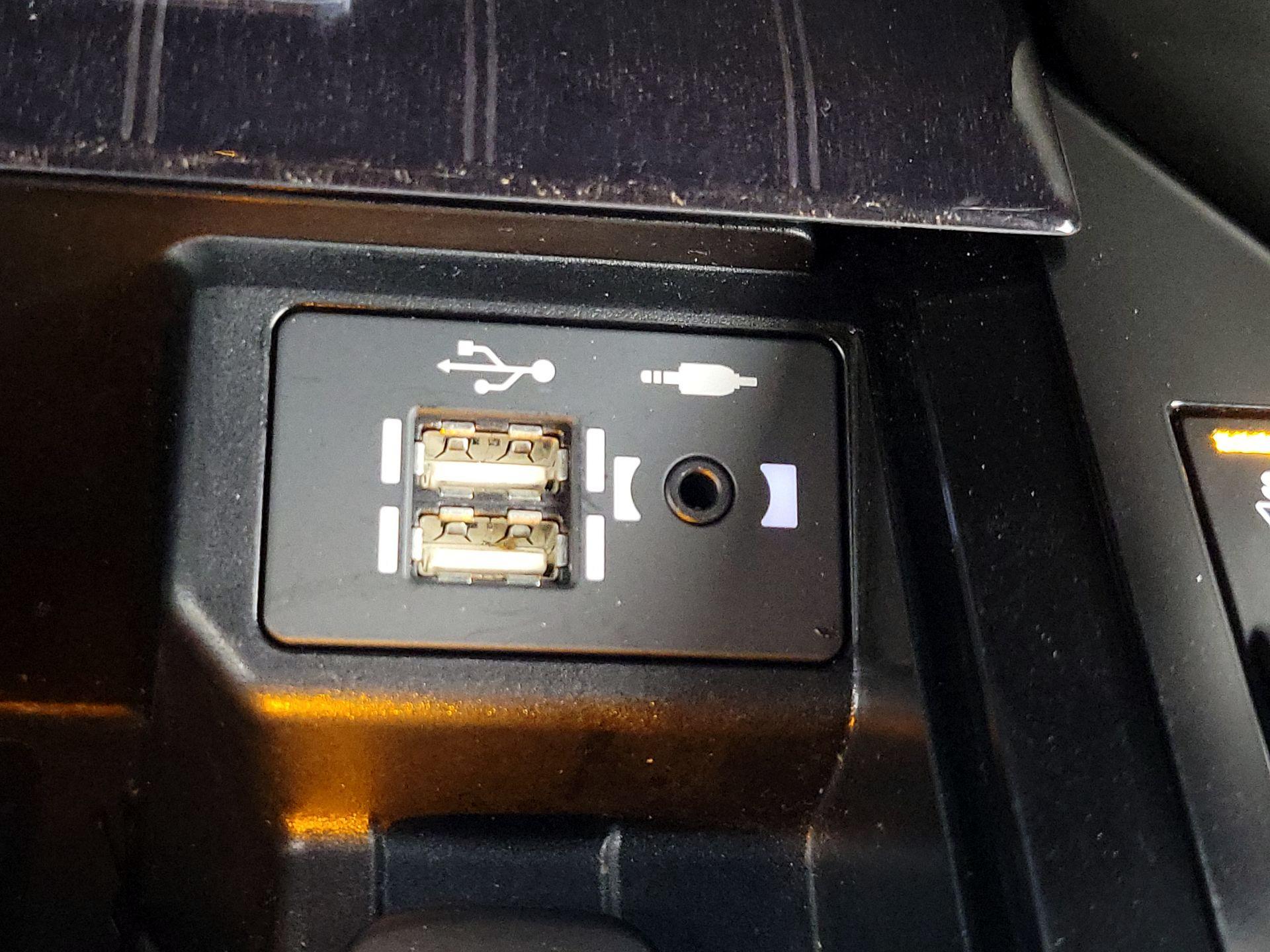 Thumbnail: 2021 Lexus GX - 19
