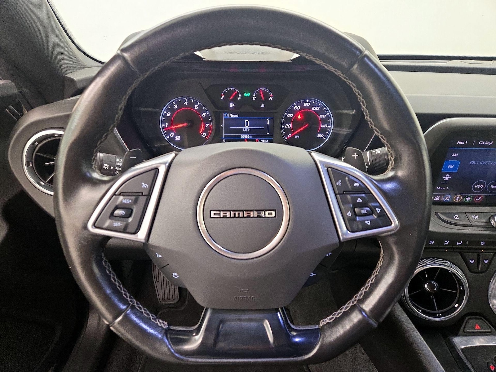 2021 Chevrolet Camaro 1LT - Photo 11