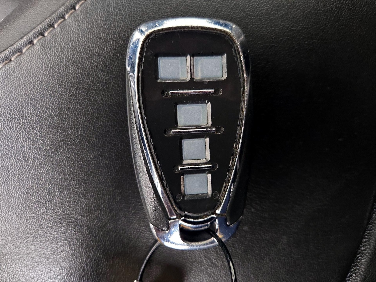 2021 Chevrolet Camaro 1LT - Photo 21