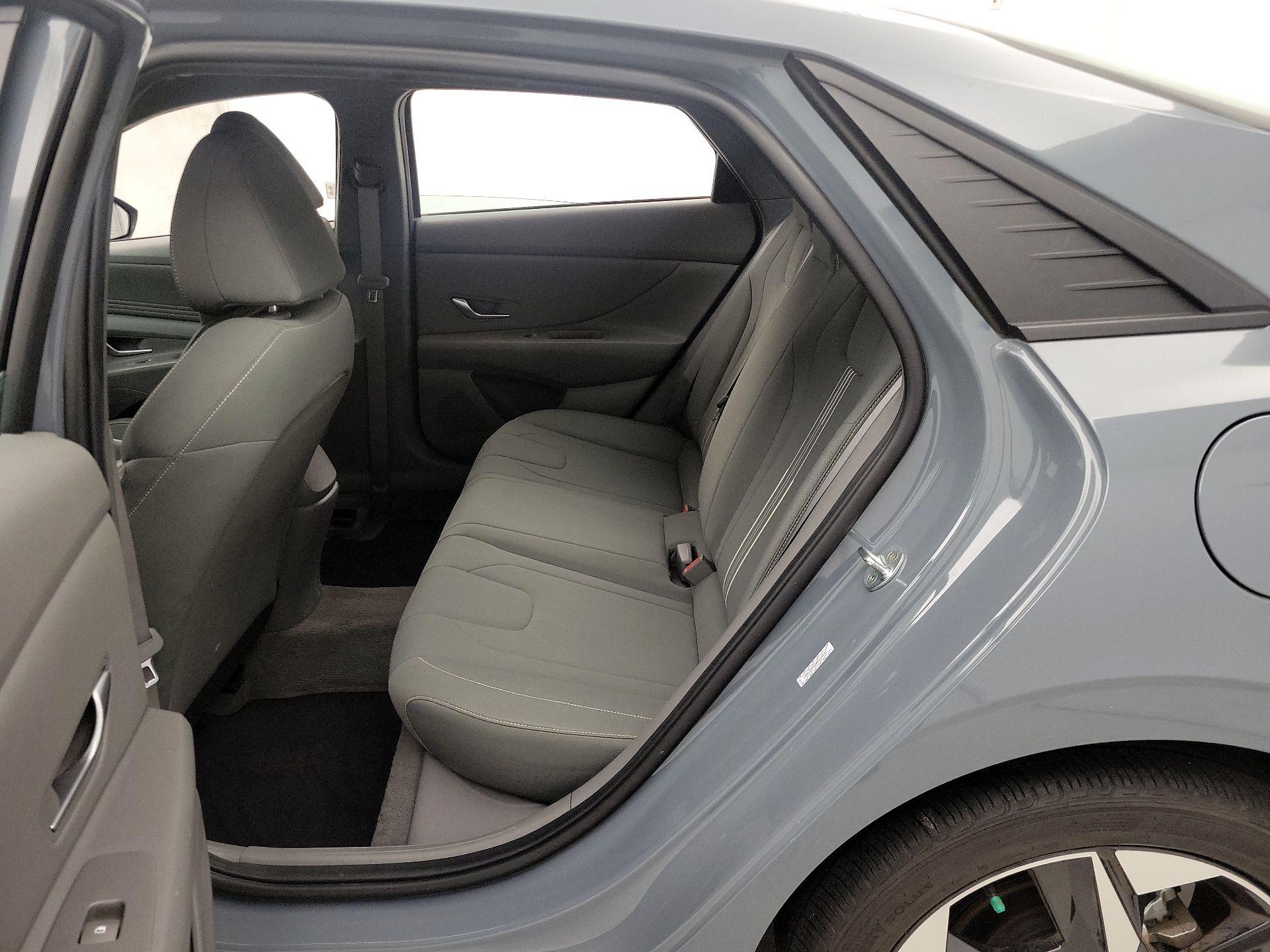 Thumbnail: 2023 Hyundai Elantra - 20