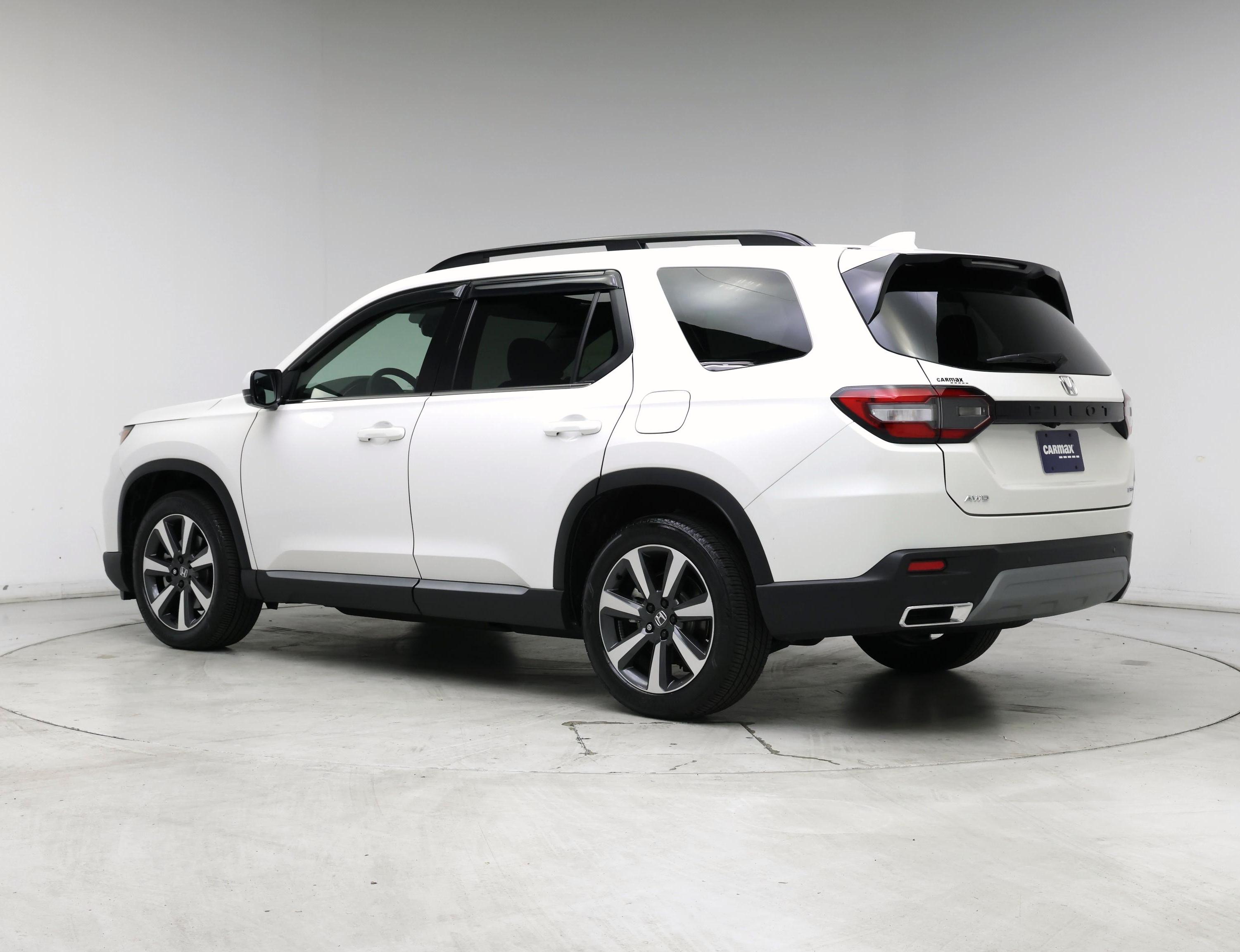 Thumbnail: 2025 Honda Pilot - 2