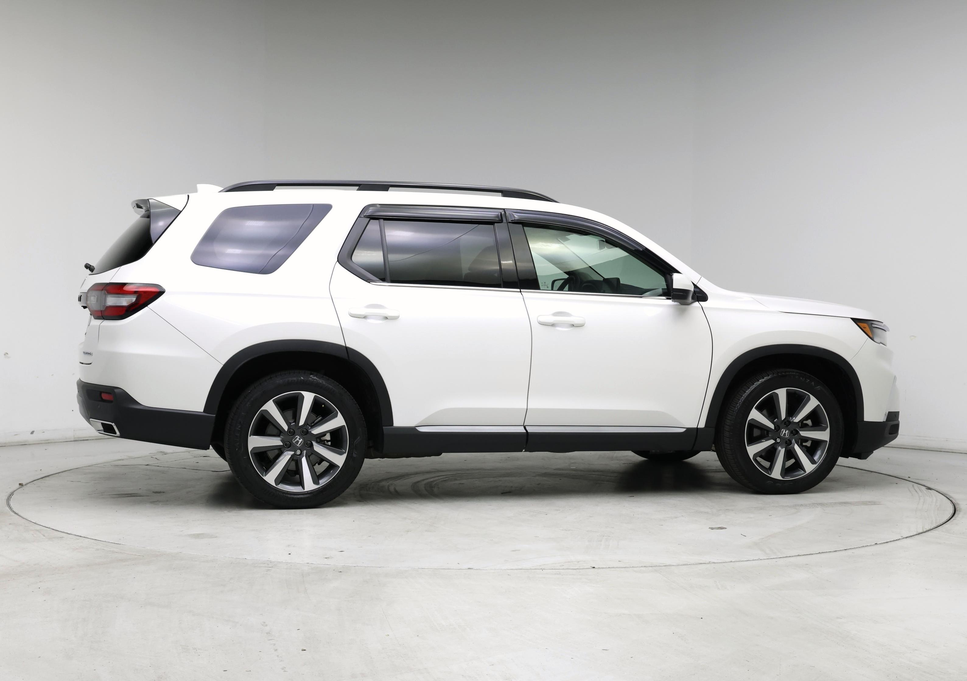 Thumbnail: 2025 Honda Pilot - 7