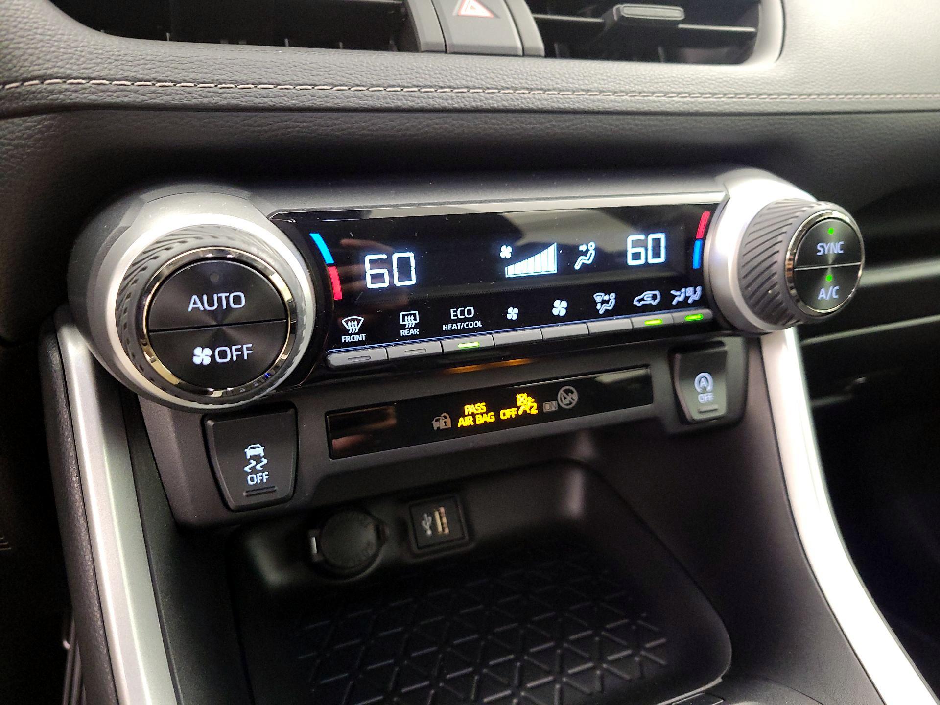 Thumbnail: 2024 Toyota RAV4 - 16
