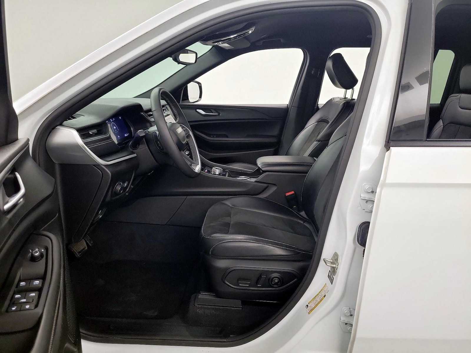 2023 Jeep Grand Cherokee L Altitude - Photo 12