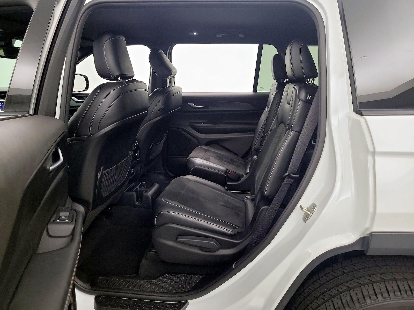 2023 Jeep Grand Cherokee L Altitude - Photo 20