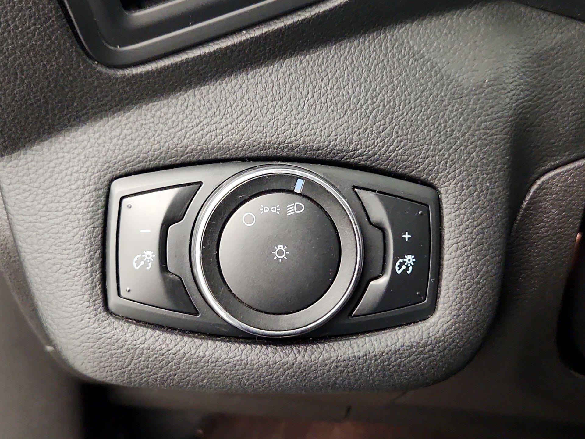 Thumbnail: 2014 Ford Escape - 13