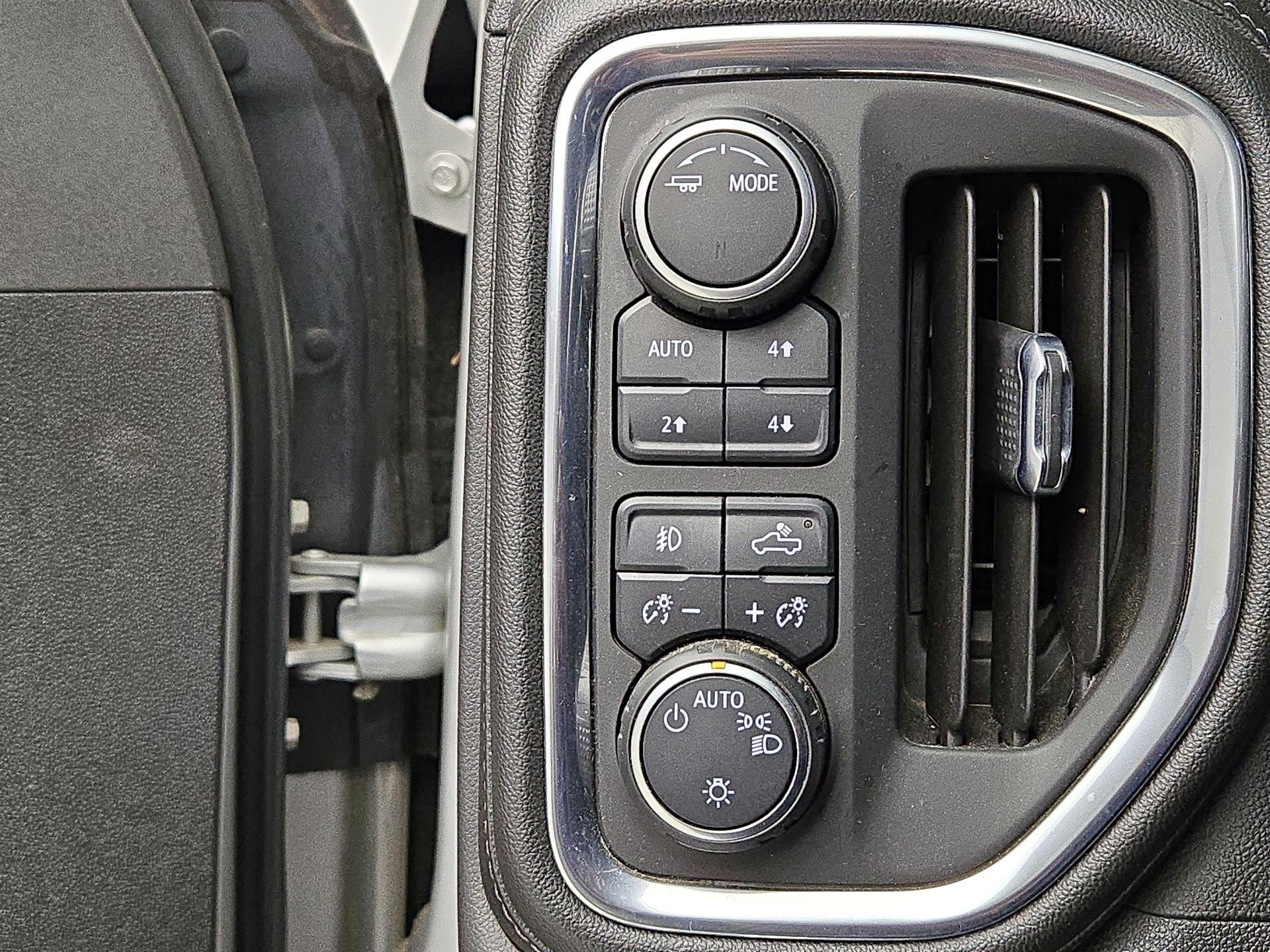 Thumbnail: 2021 Chevrolet Silverado 1500 - 13