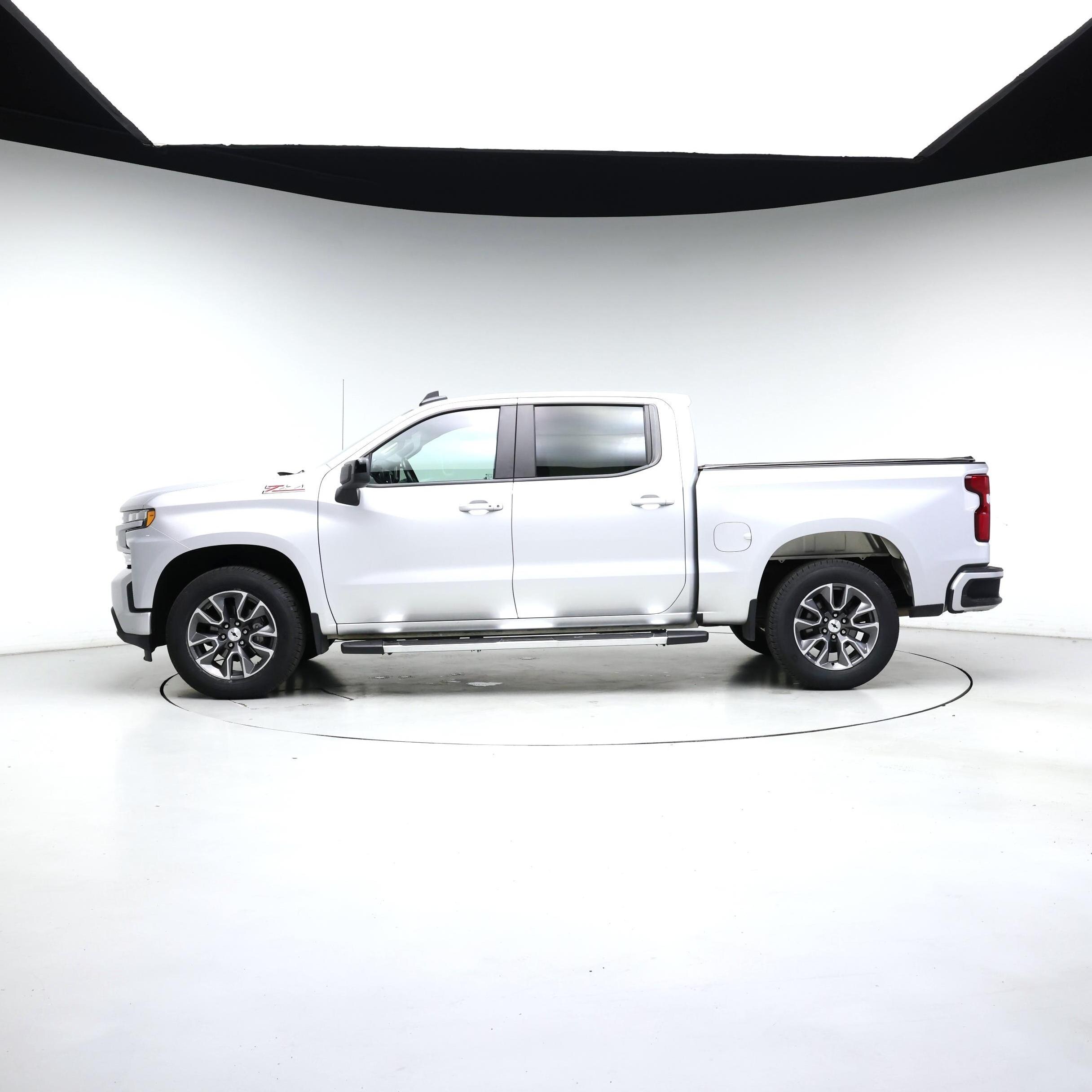 Thumbnail: 2021 Chevrolet Silverado 1500 - 3