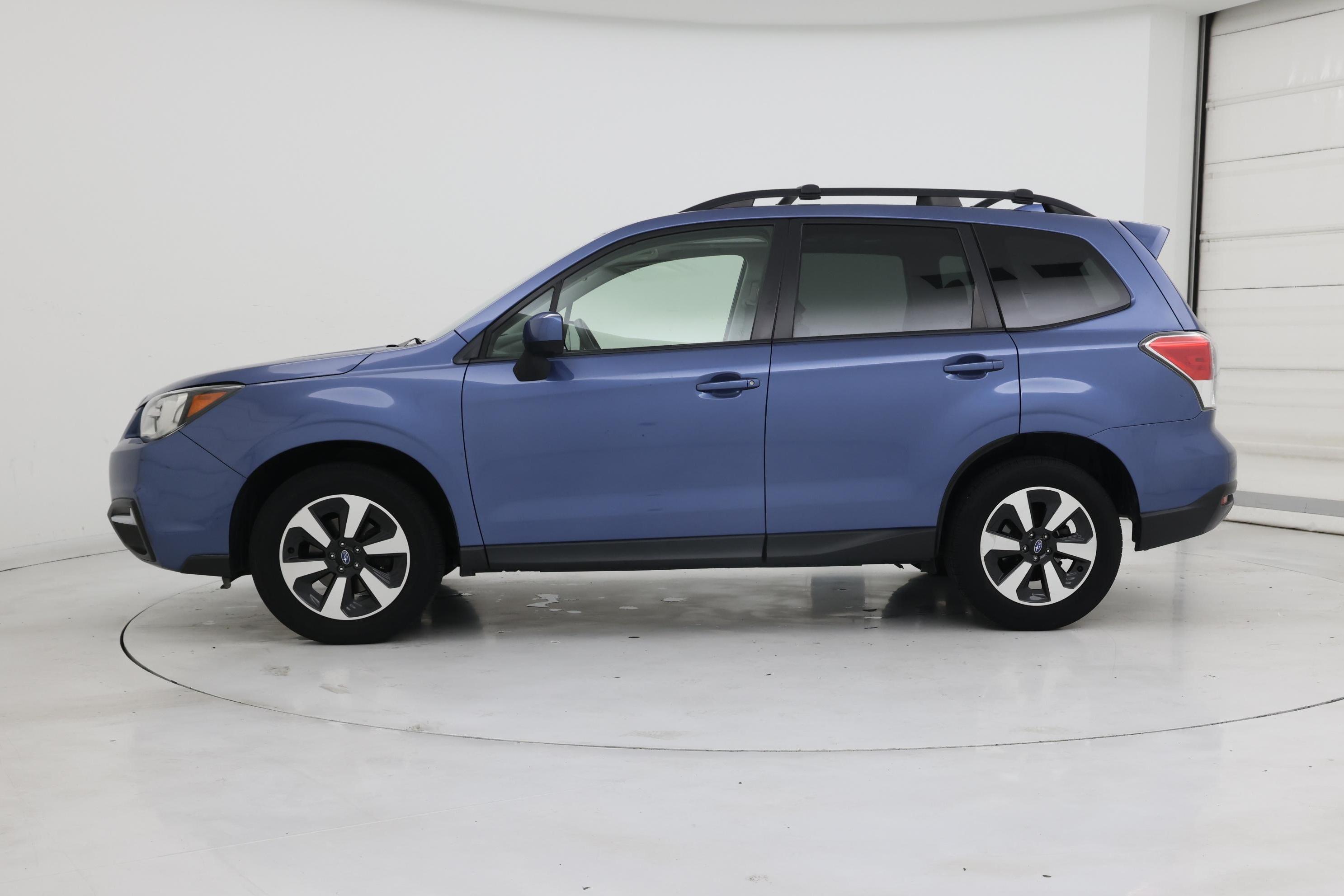 Thumbnail: 2018 Subaru Forester - 3