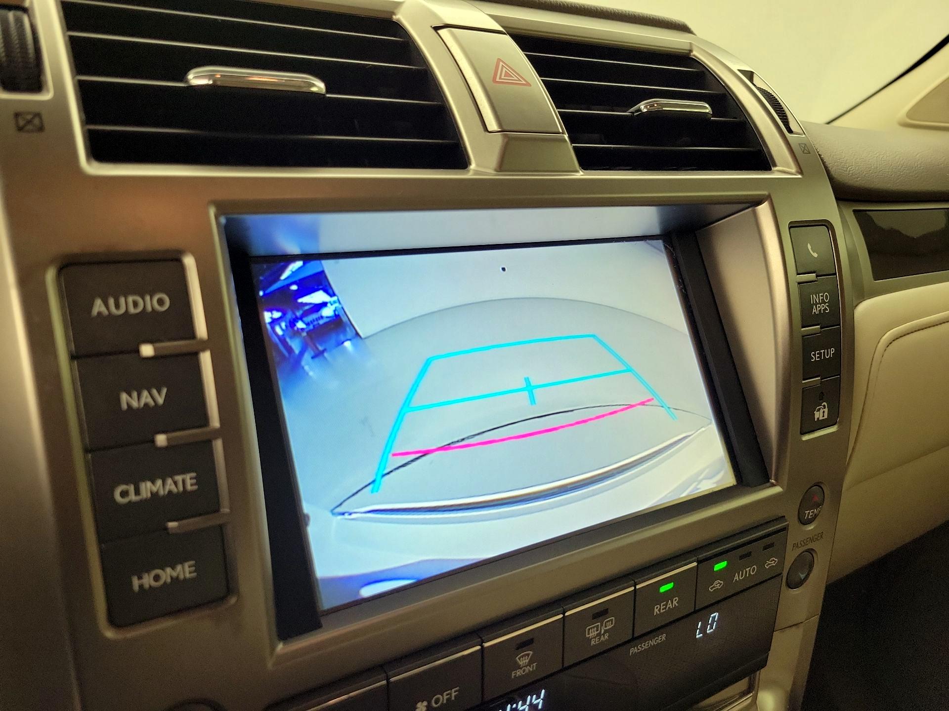 Thumbnail: 2019 Lexus GX - 15