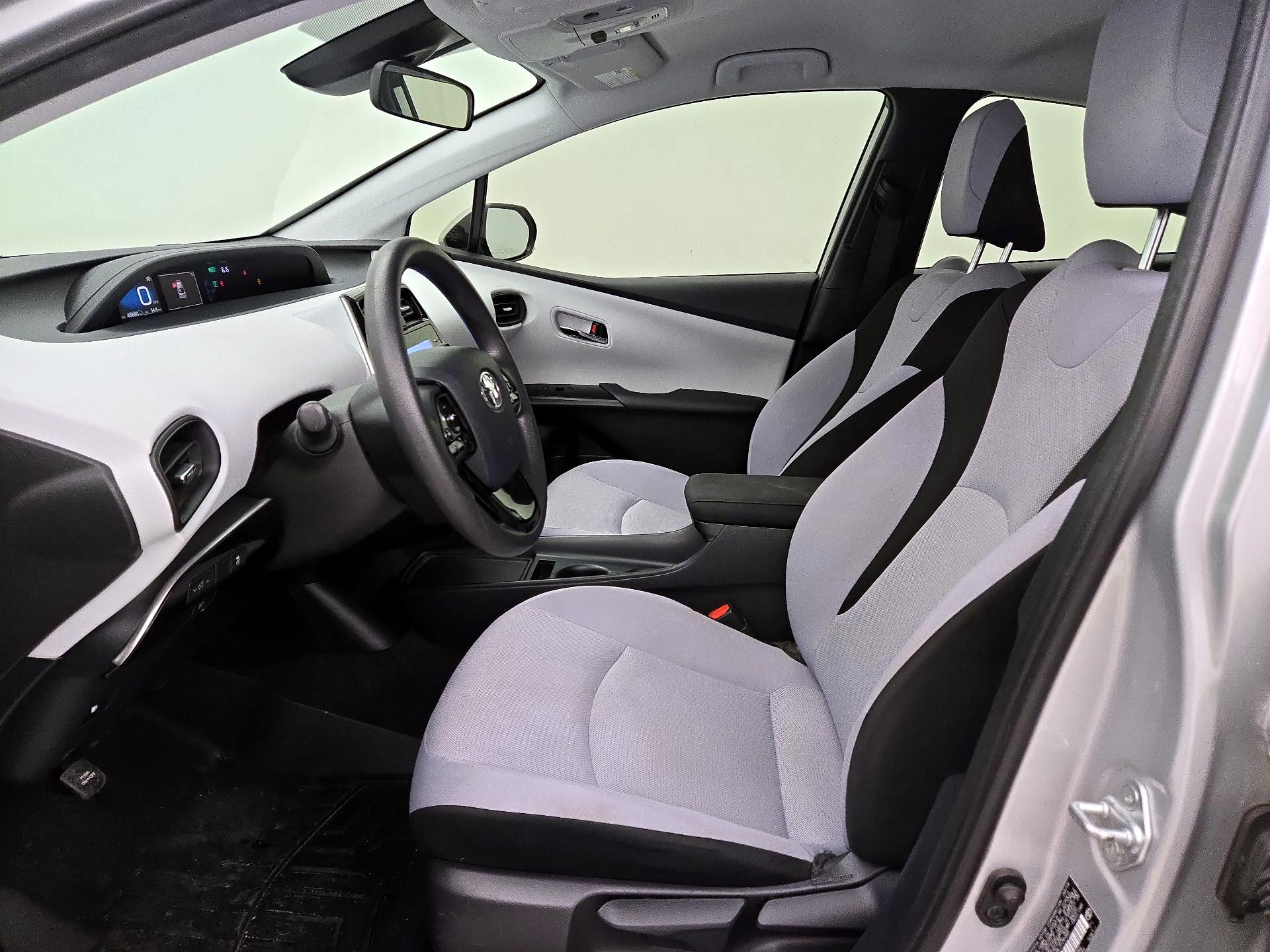 Thumbnail: 2020 Toyota Prius - 11