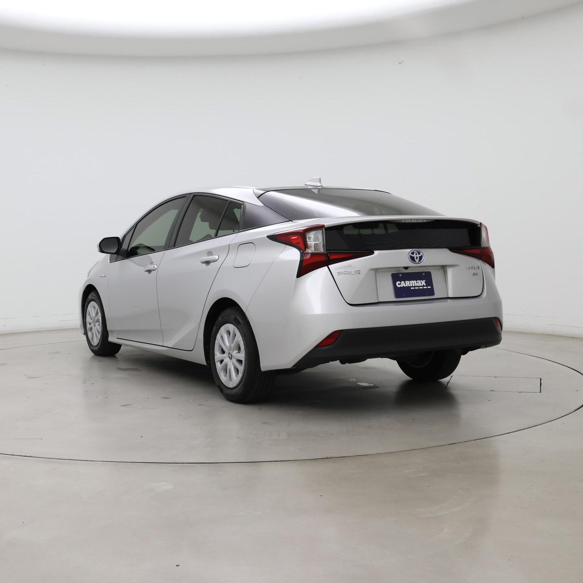 Thumbnail: 2020 Toyota Prius - 2