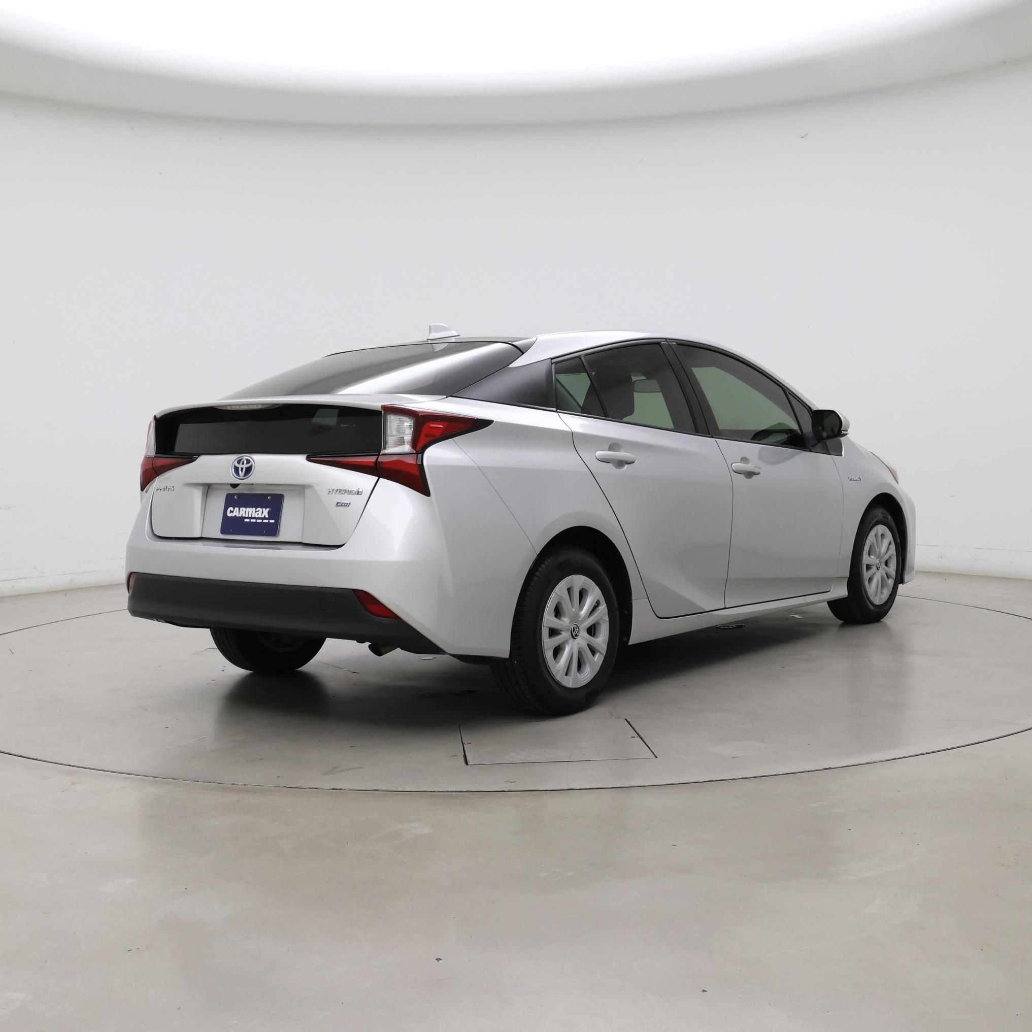Thumbnail: 2020 Toyota Prius - 8