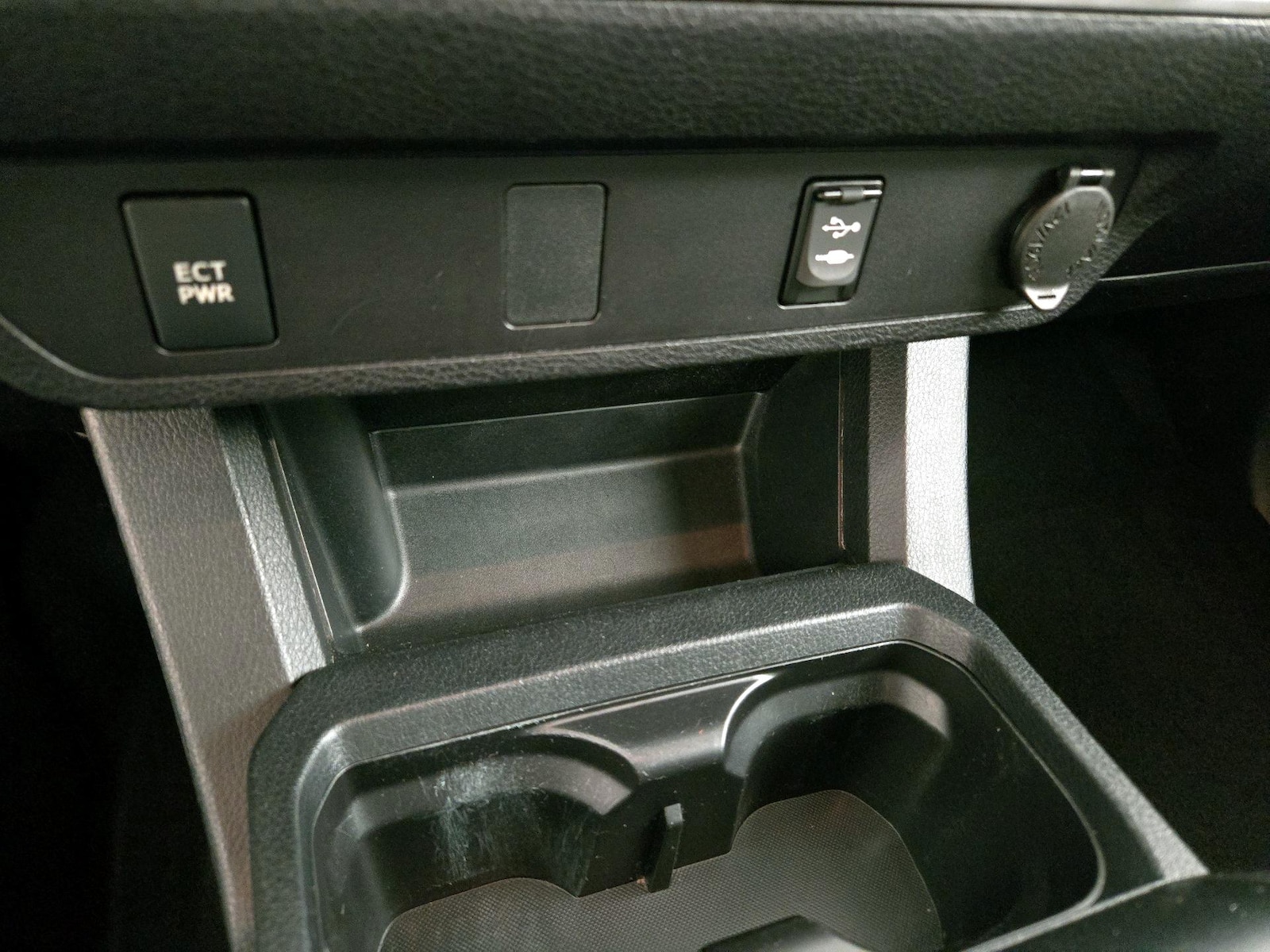 2017 Toyota Tacoma SR5 - Photo 19