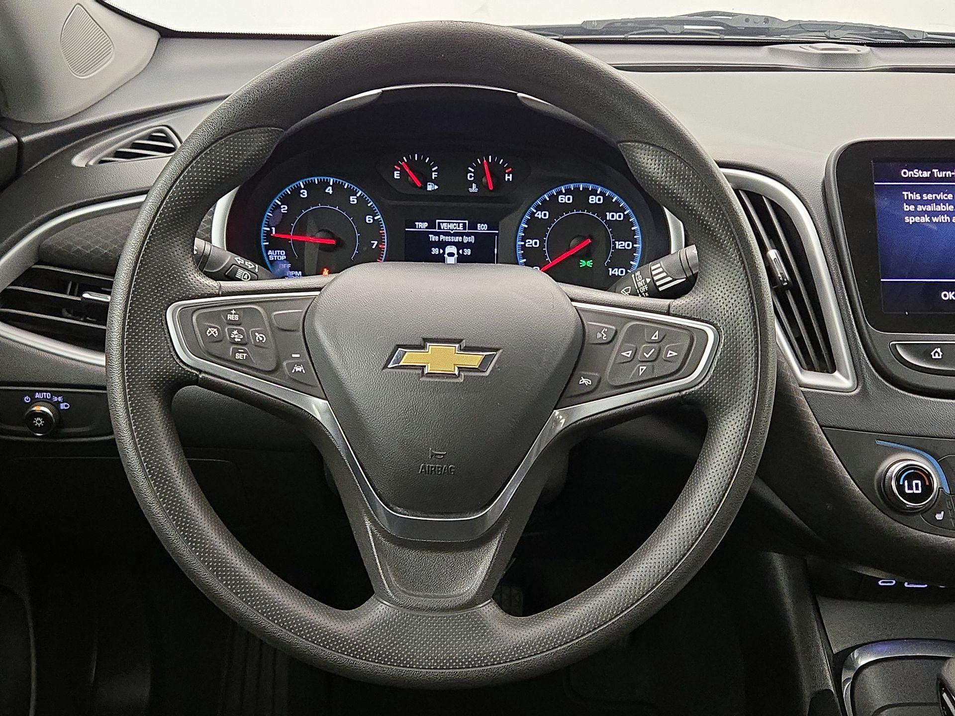 Thumbnail: 2023 Chevrolet Malibu - 10