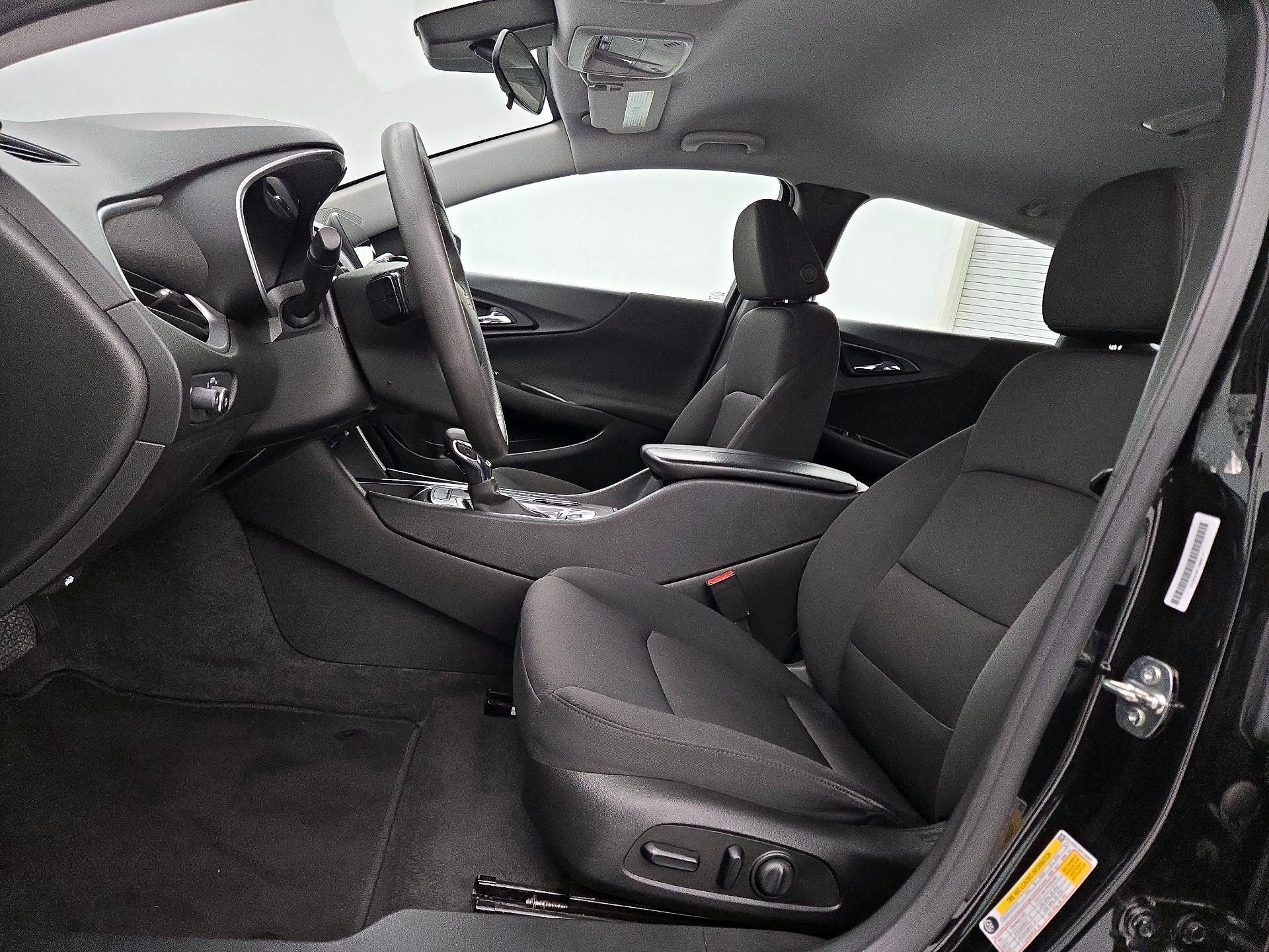 Thumbnail: 2023 Chevrolet Malibu - 11