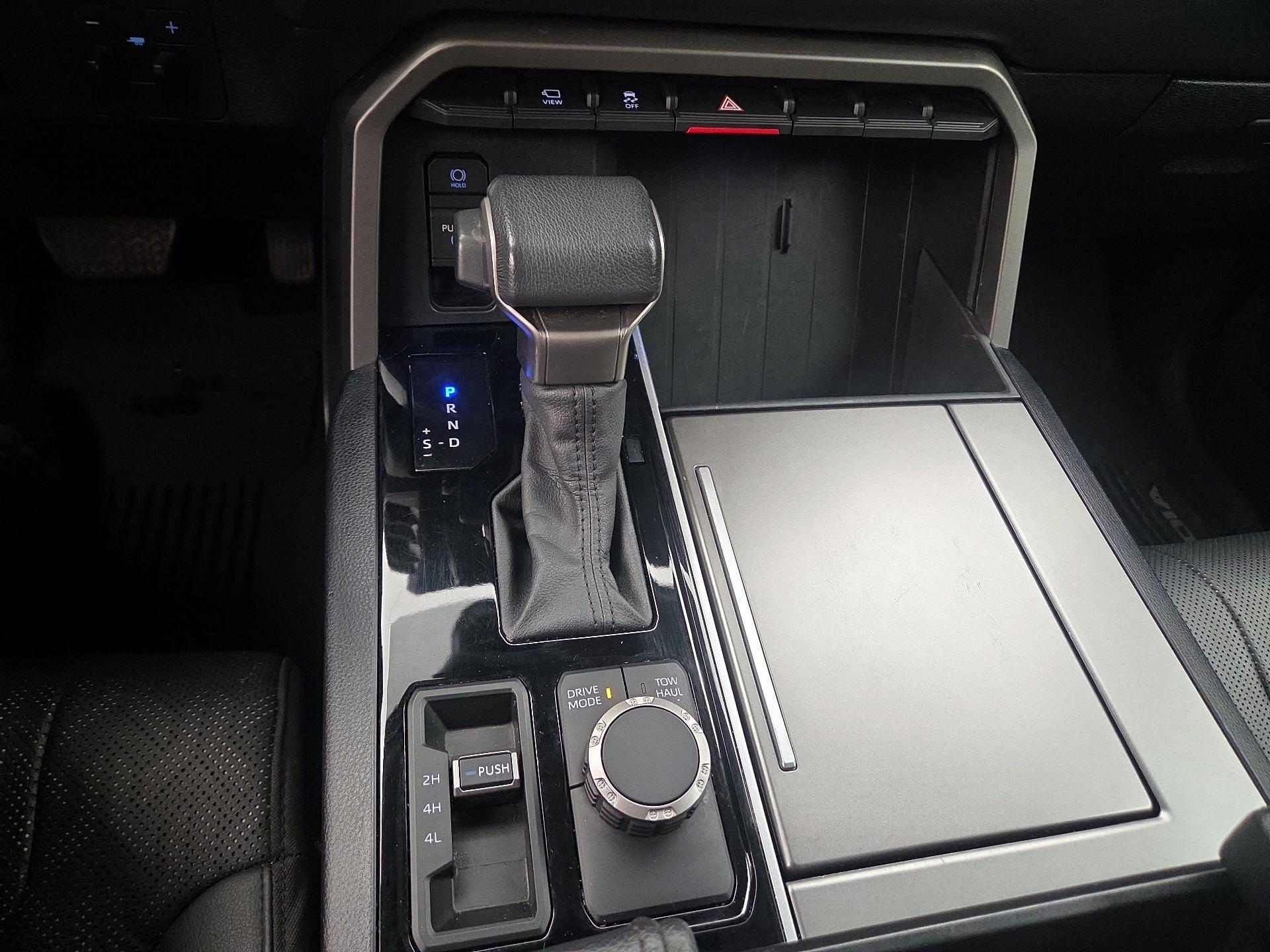 Thumbnail: 2024 Toyota Sequoia - 17