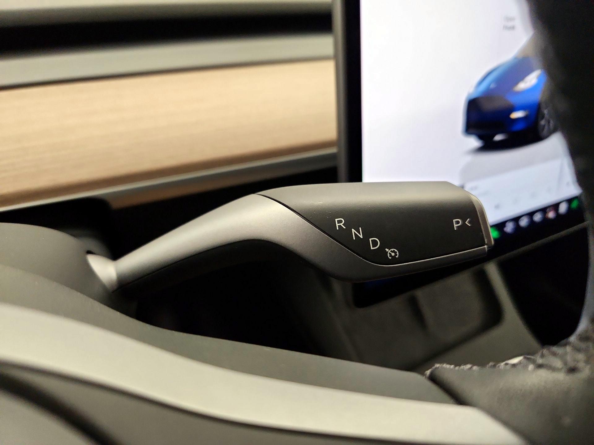 Thumbnail: 2025 Tesla Model Y - 17