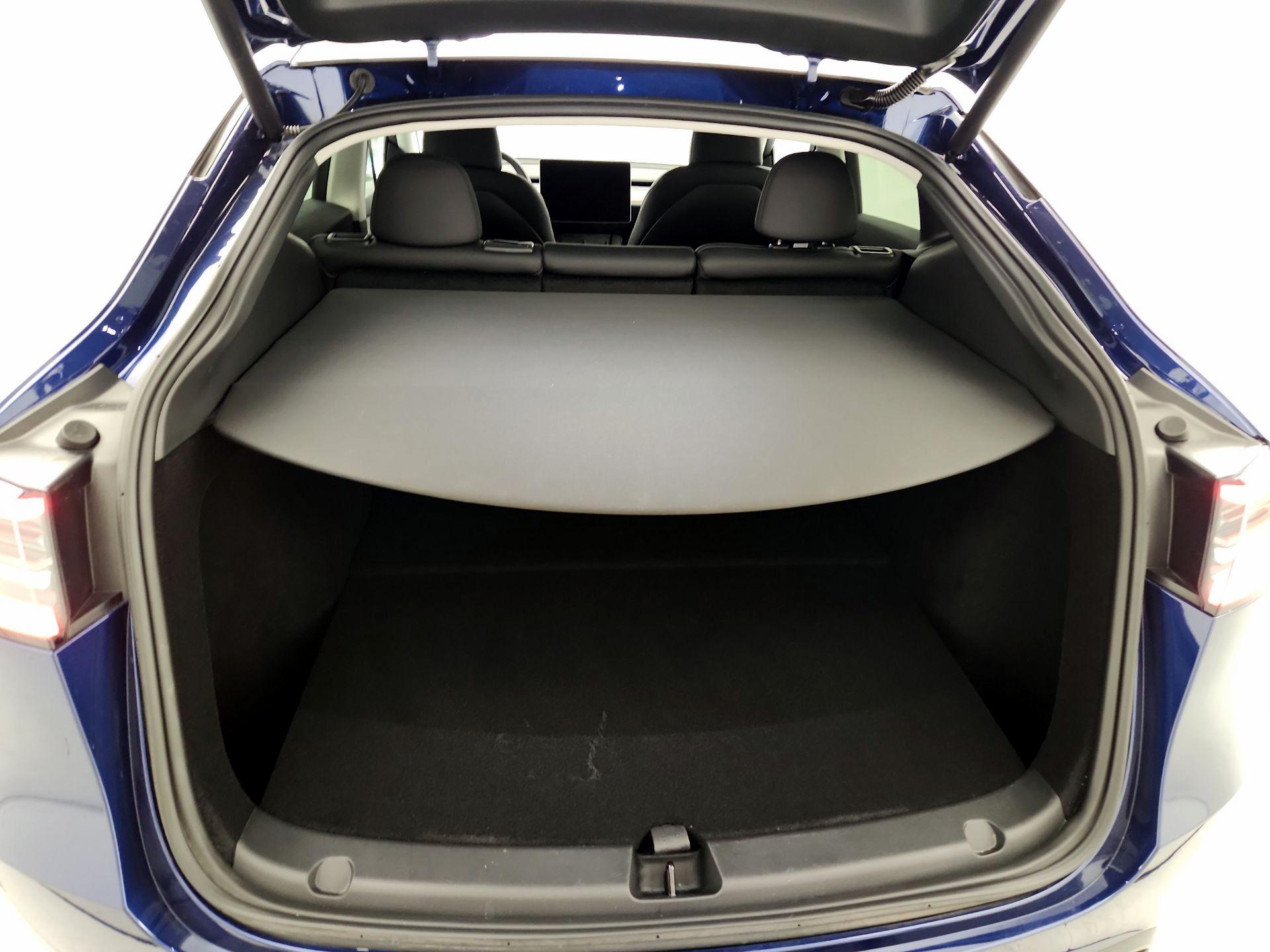 Thumbnail: 2025 Tesla Model Y - 19