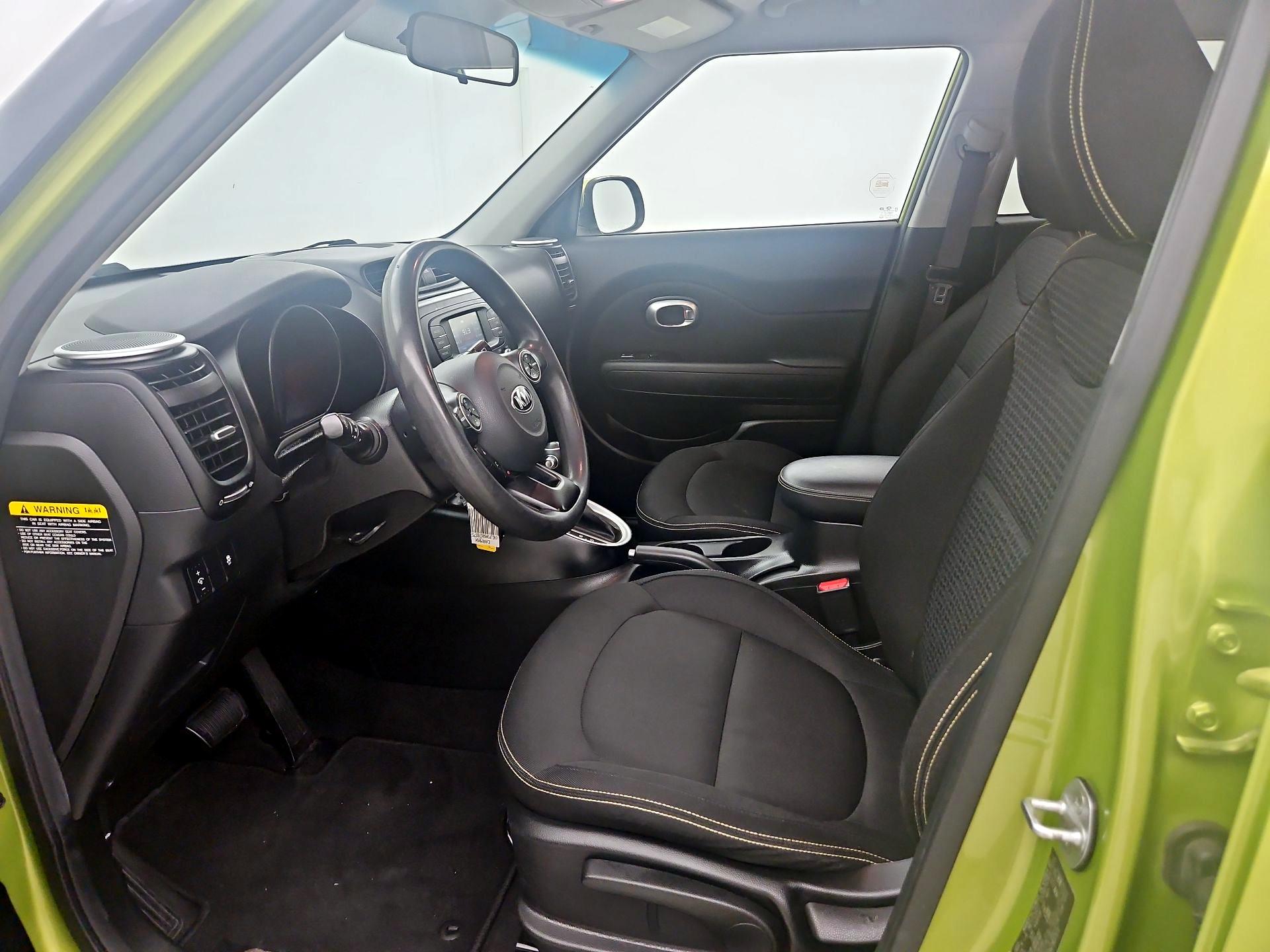 Thumbnail: 2016 Kia Soul - 11
