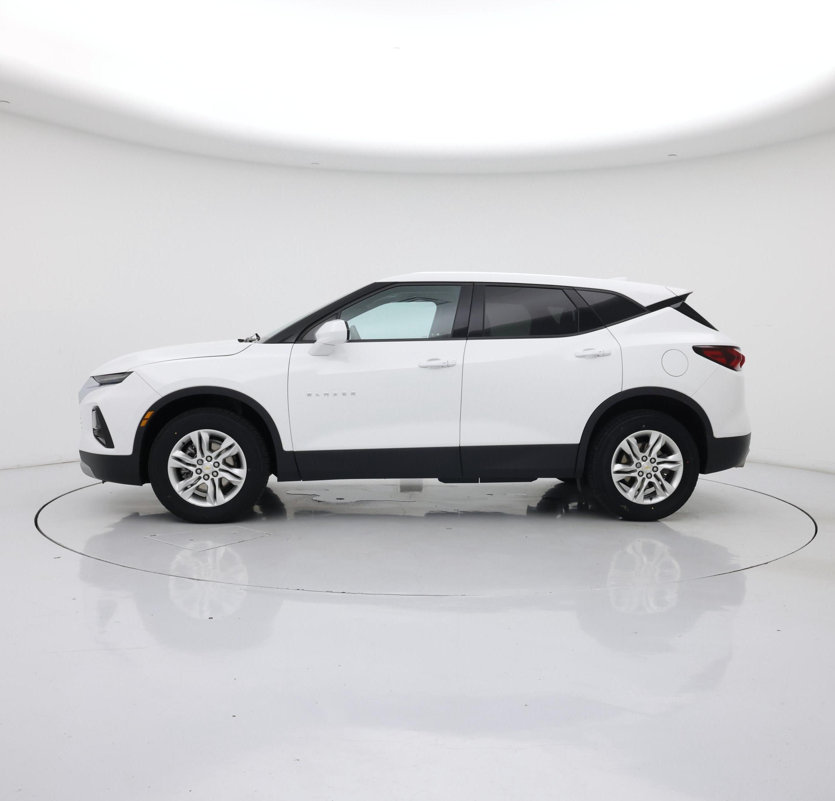 Thumbnail: 2021 Chevrolet Blazer - 3