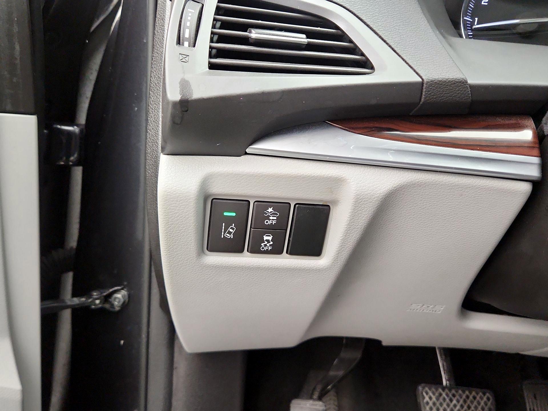 Thumbnail: 2016 Acura MDX - 13