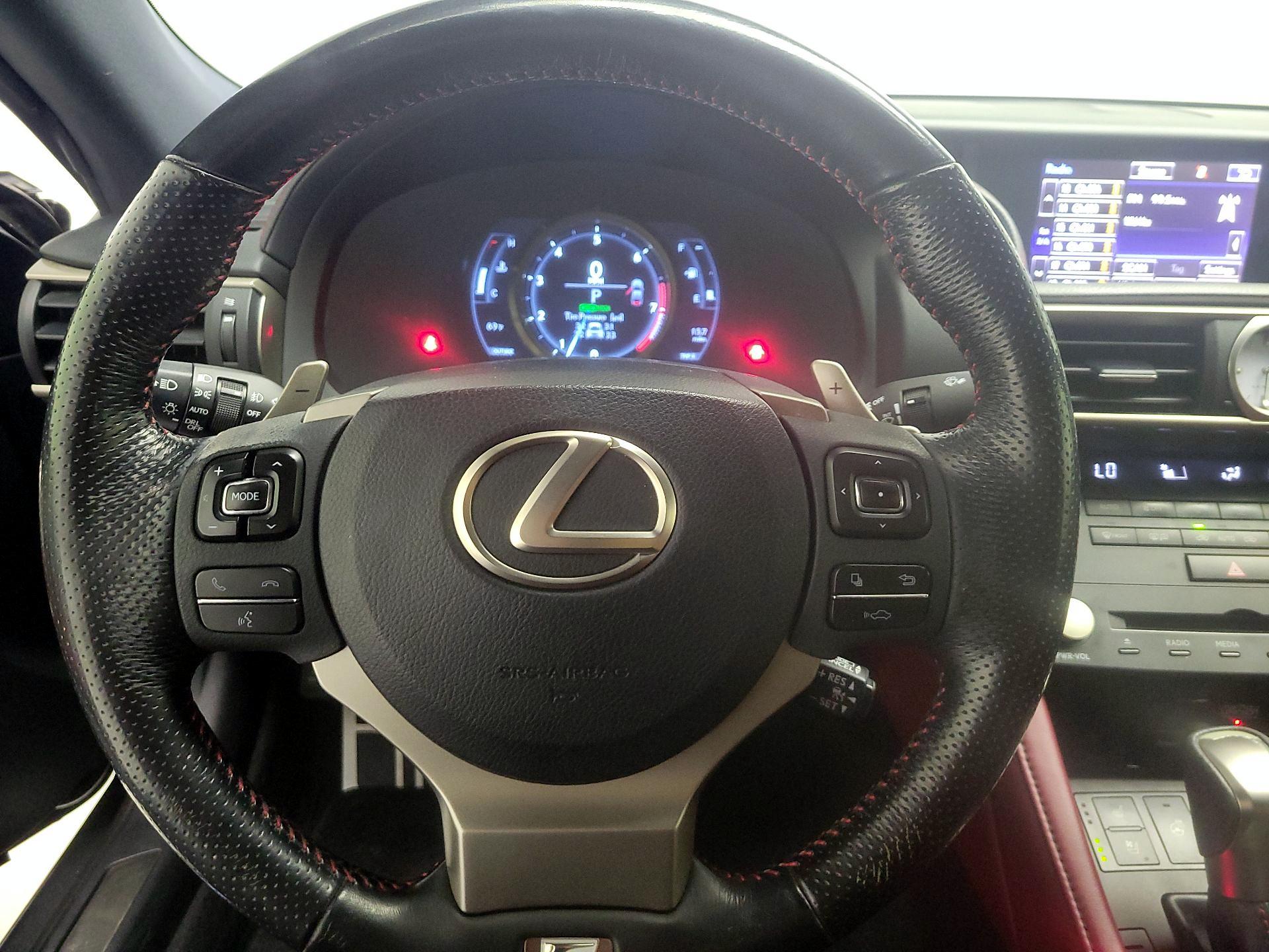 Thumbnail: 2017 Lexus RC - 10