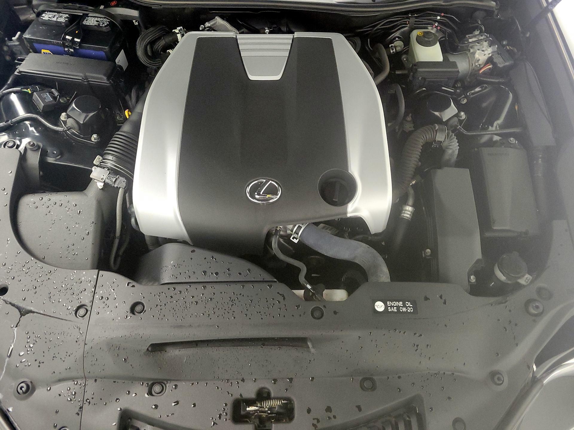 Thumbnail: 2017 Lexus RC - 17