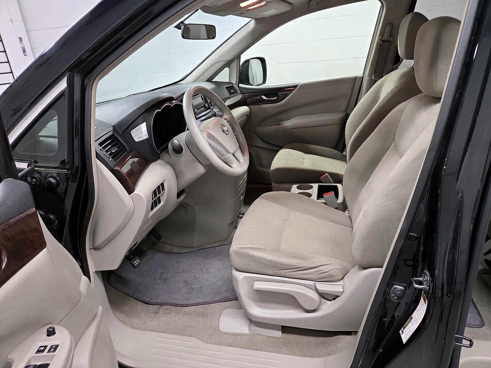 Thumbnail: 2015 Nissan Quest - 11