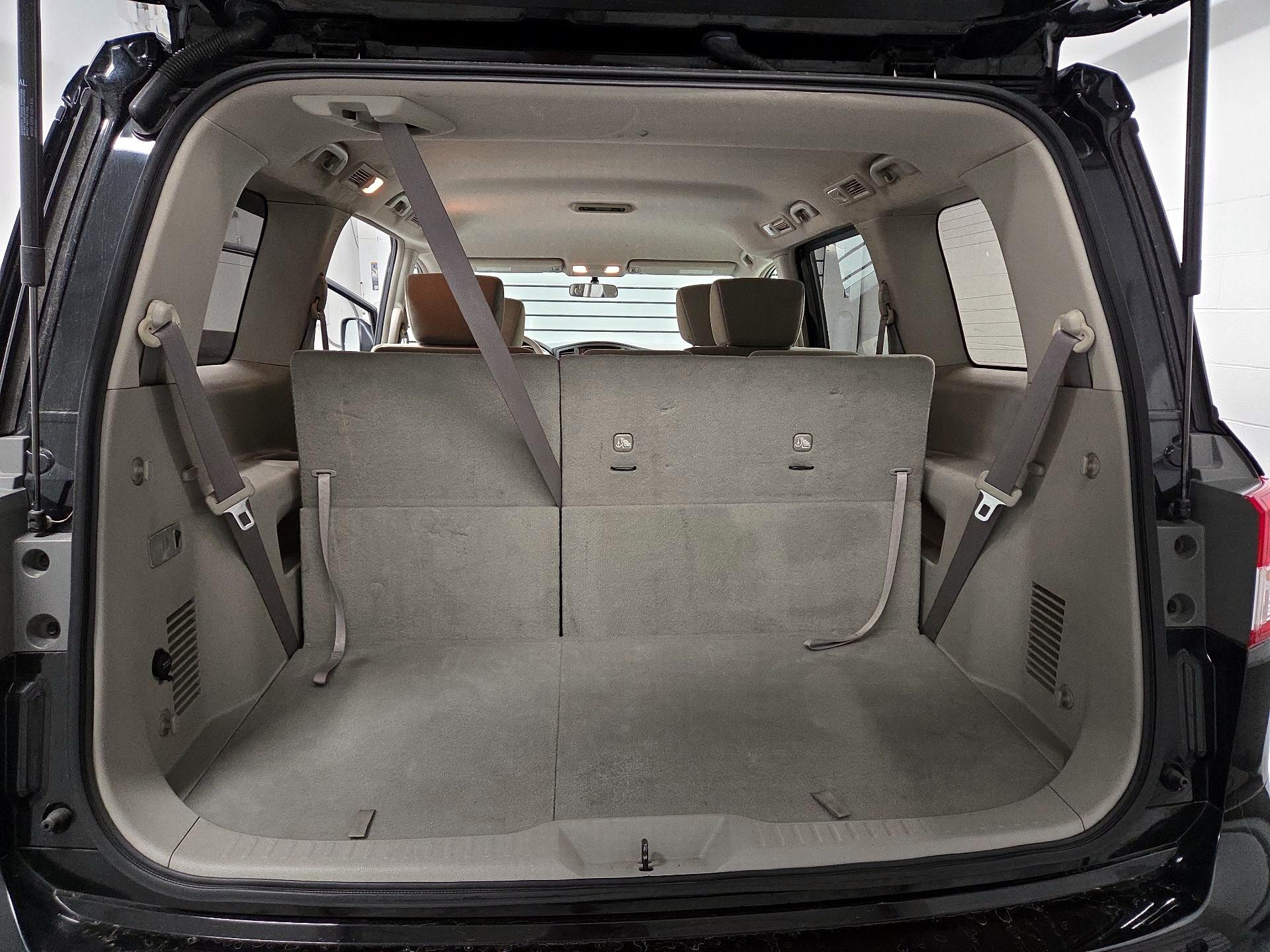 Thumbnail: 2015 Nissan Quest - 19