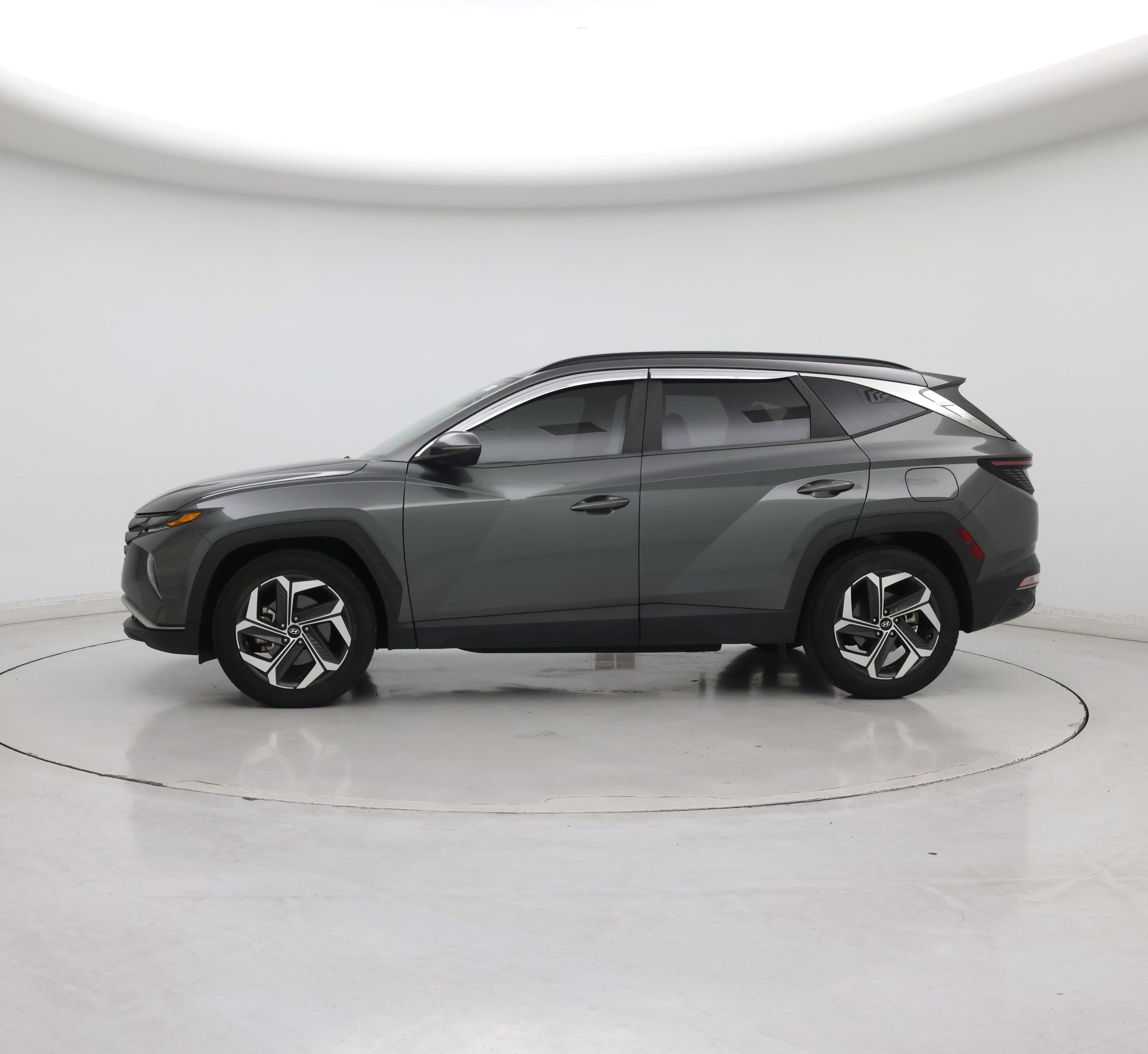 Thumbnail: 2022 Hyundai Tucson - 3