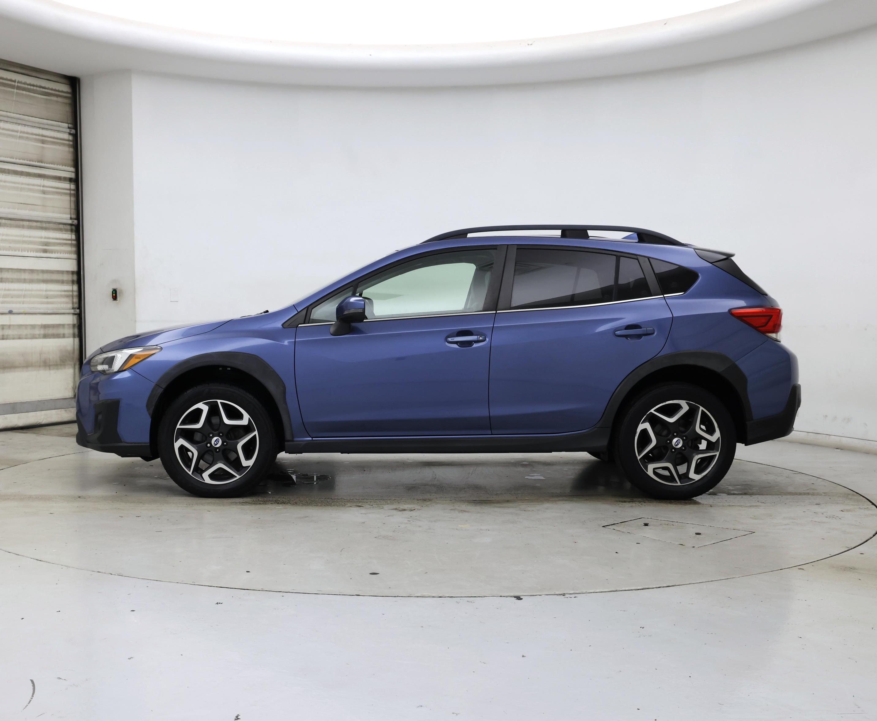 Thumbnail: 2018 Subaru Crosstrek - 3