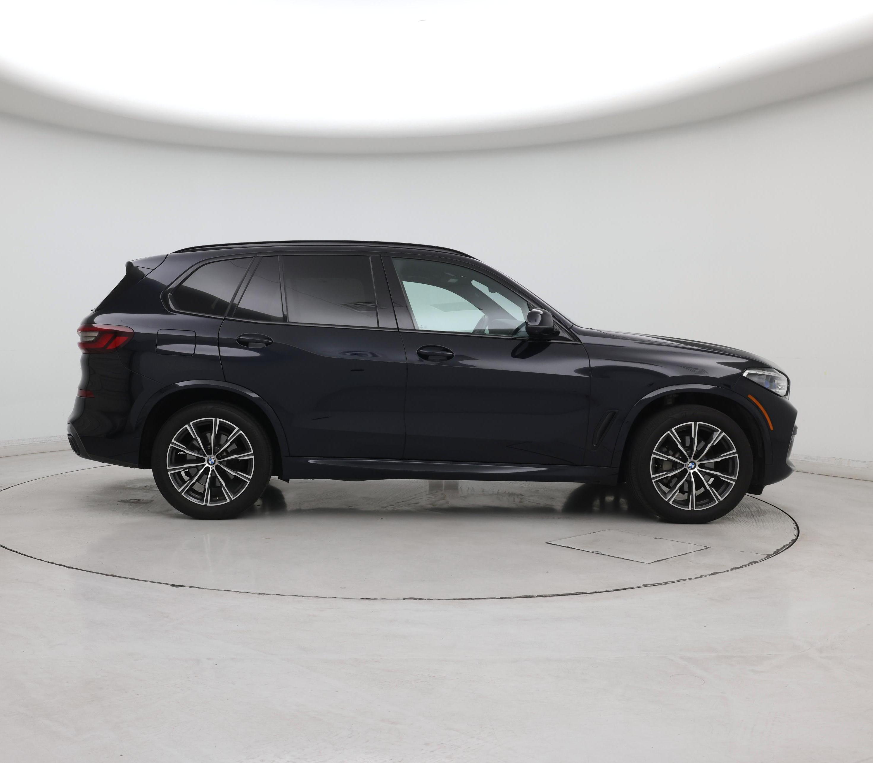 Thumbnail: 2021 BMW X5 - 7